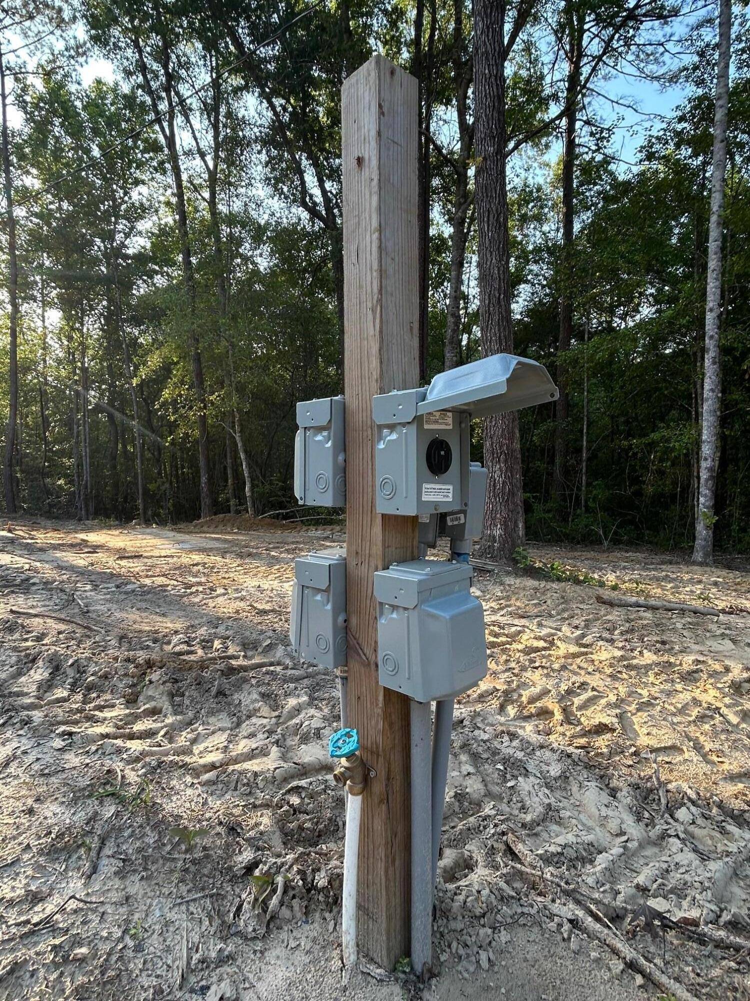 Beaumont, MS 39423,216 Forest Lake