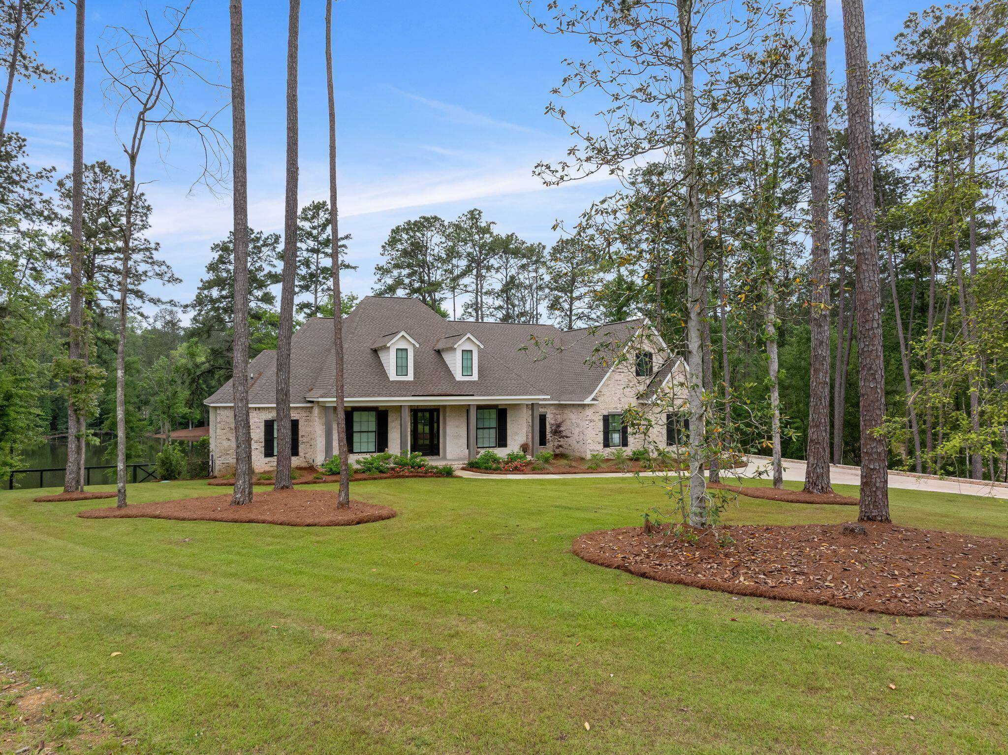 Sumrall, MS 39482,9 Sanctuary Ln.