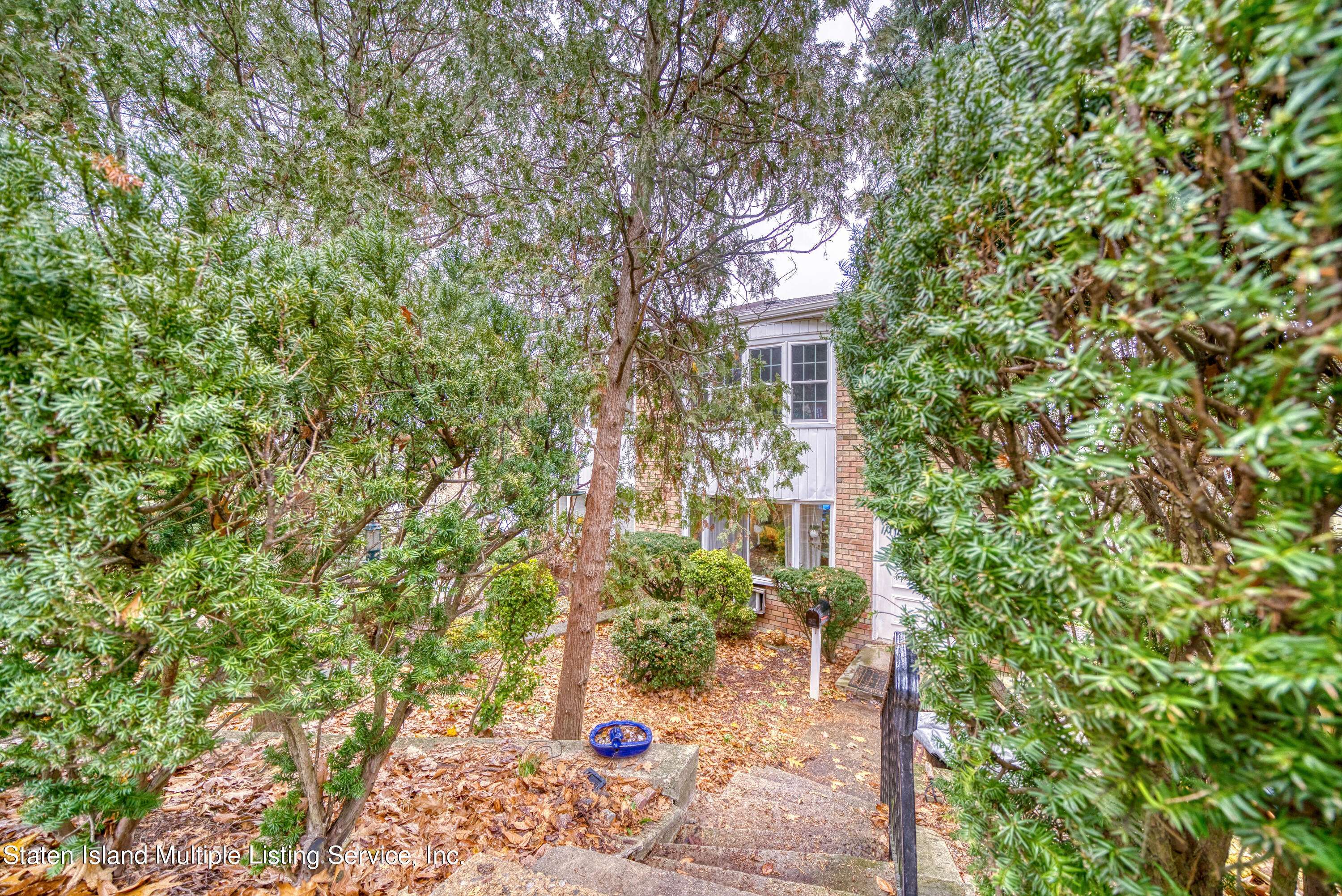 Staten Island, NY 10304,53 Cedar TER