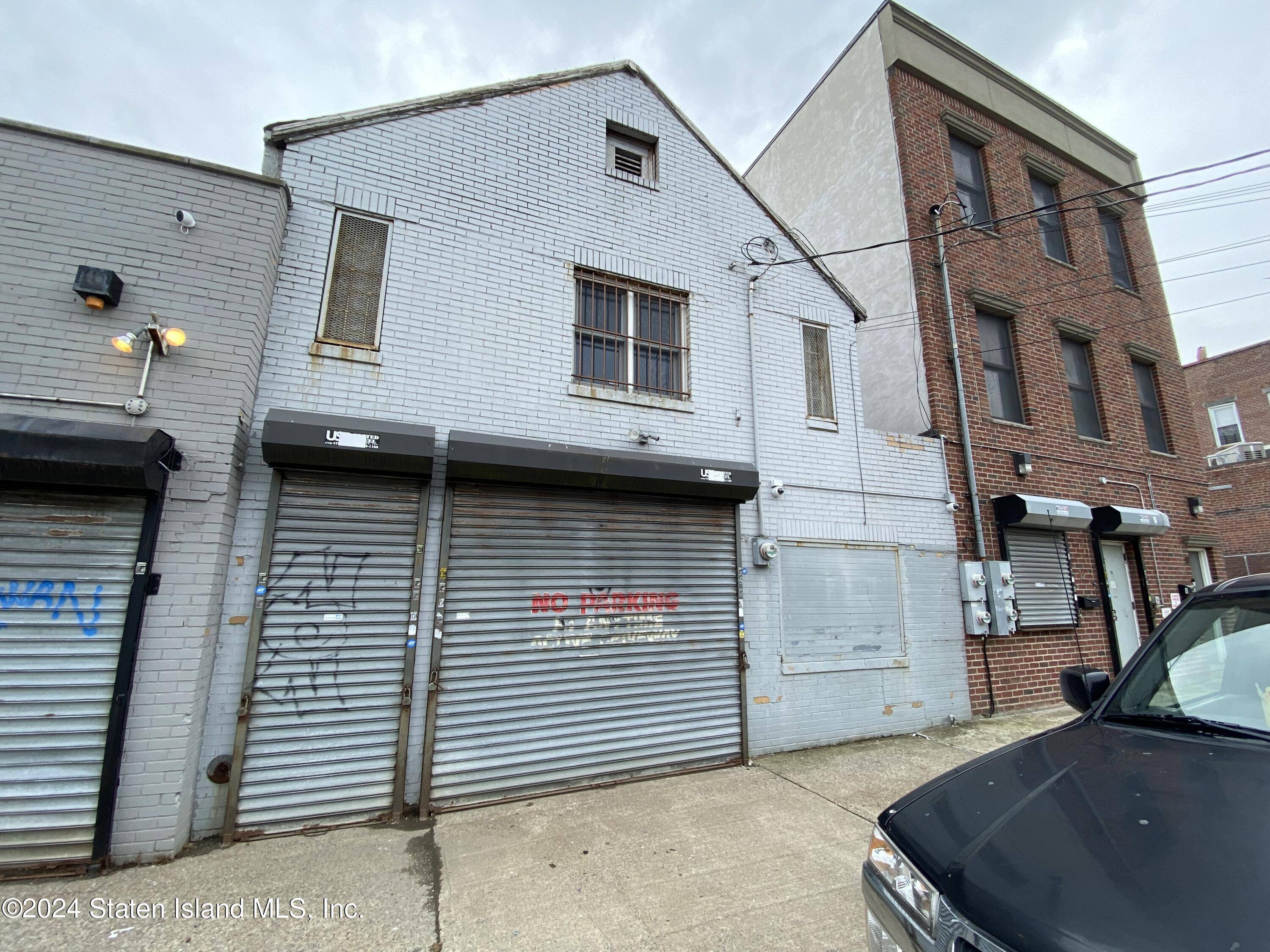Staten Island, NY 10304,10 Cross ST