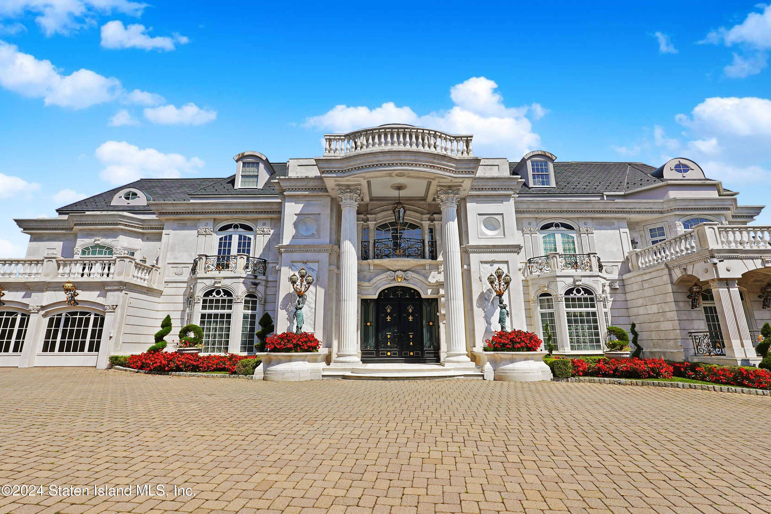 Staten Island, NY 10304,177 Benedict RD