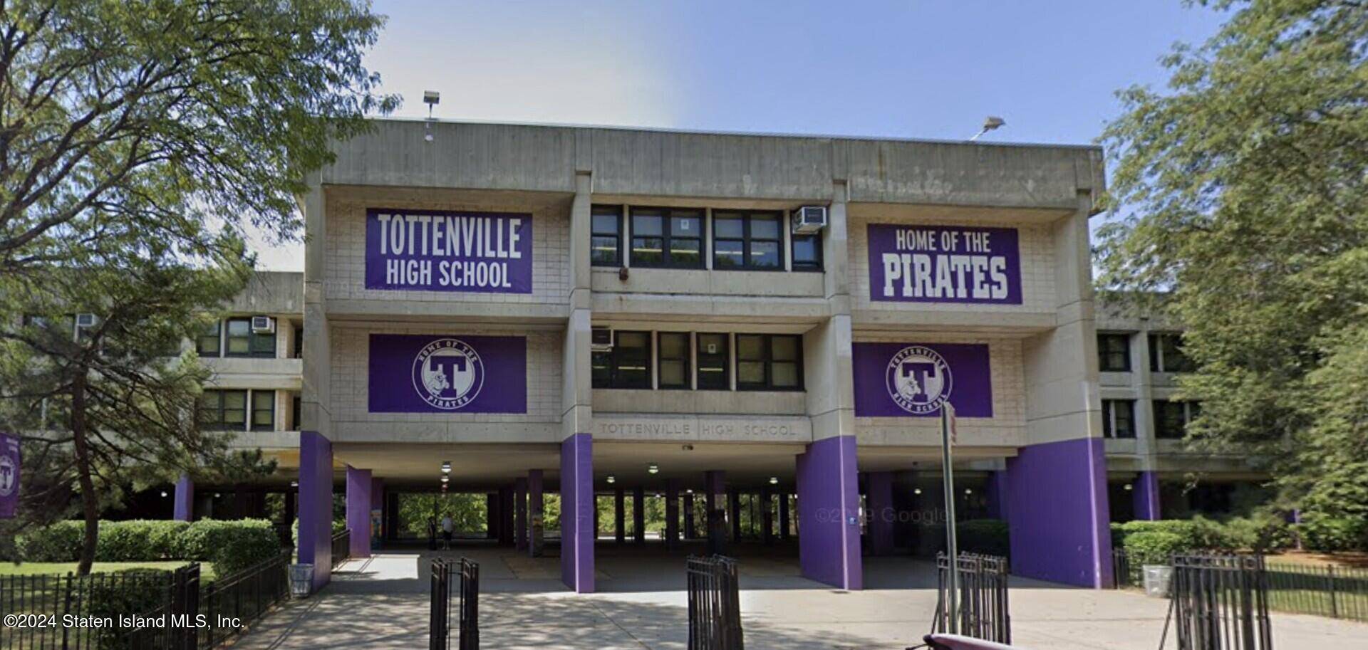 Staten Island, NY 10312,51 Kingdom AVE