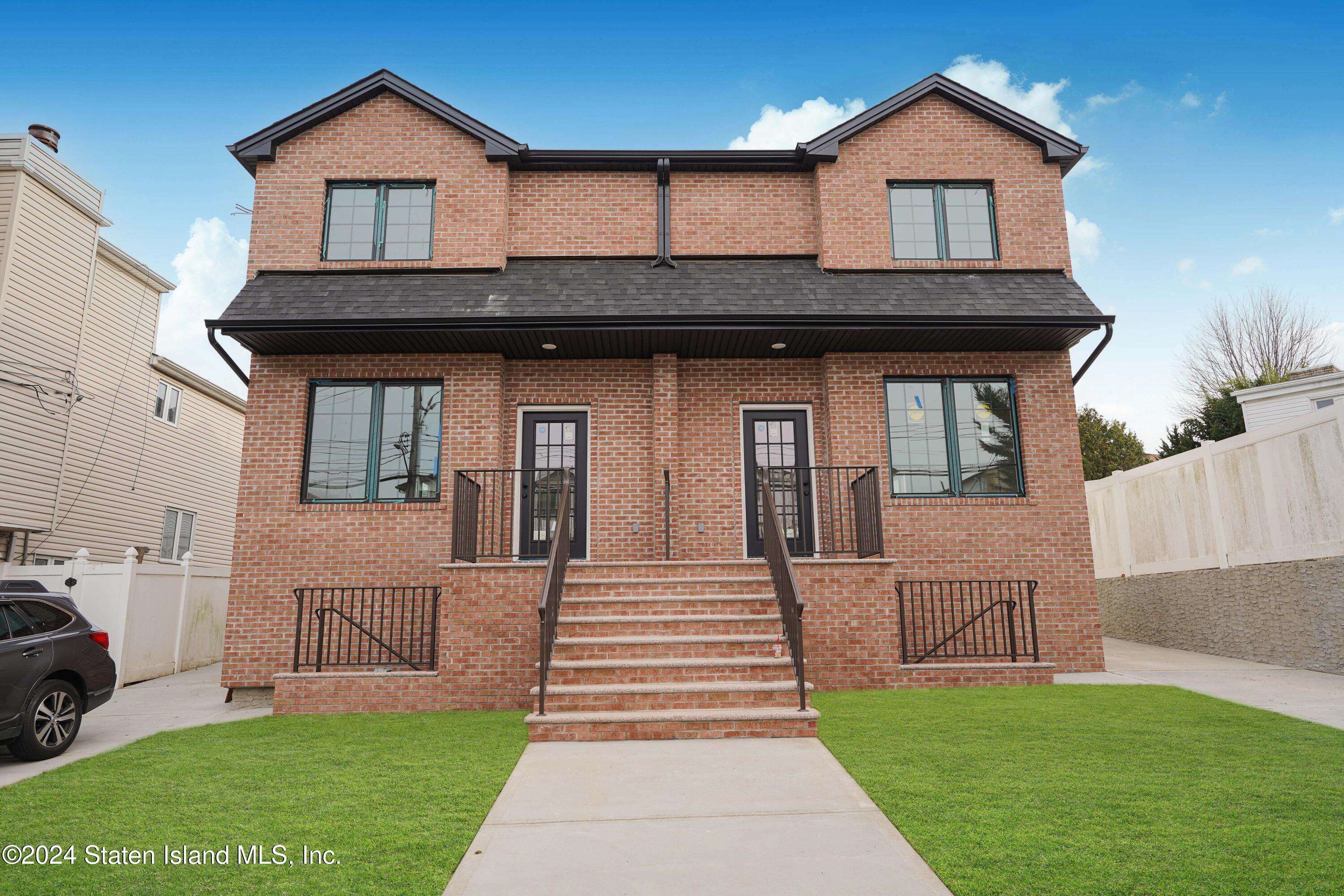 Staten Island, NY 10314,699 Willowbrook RD