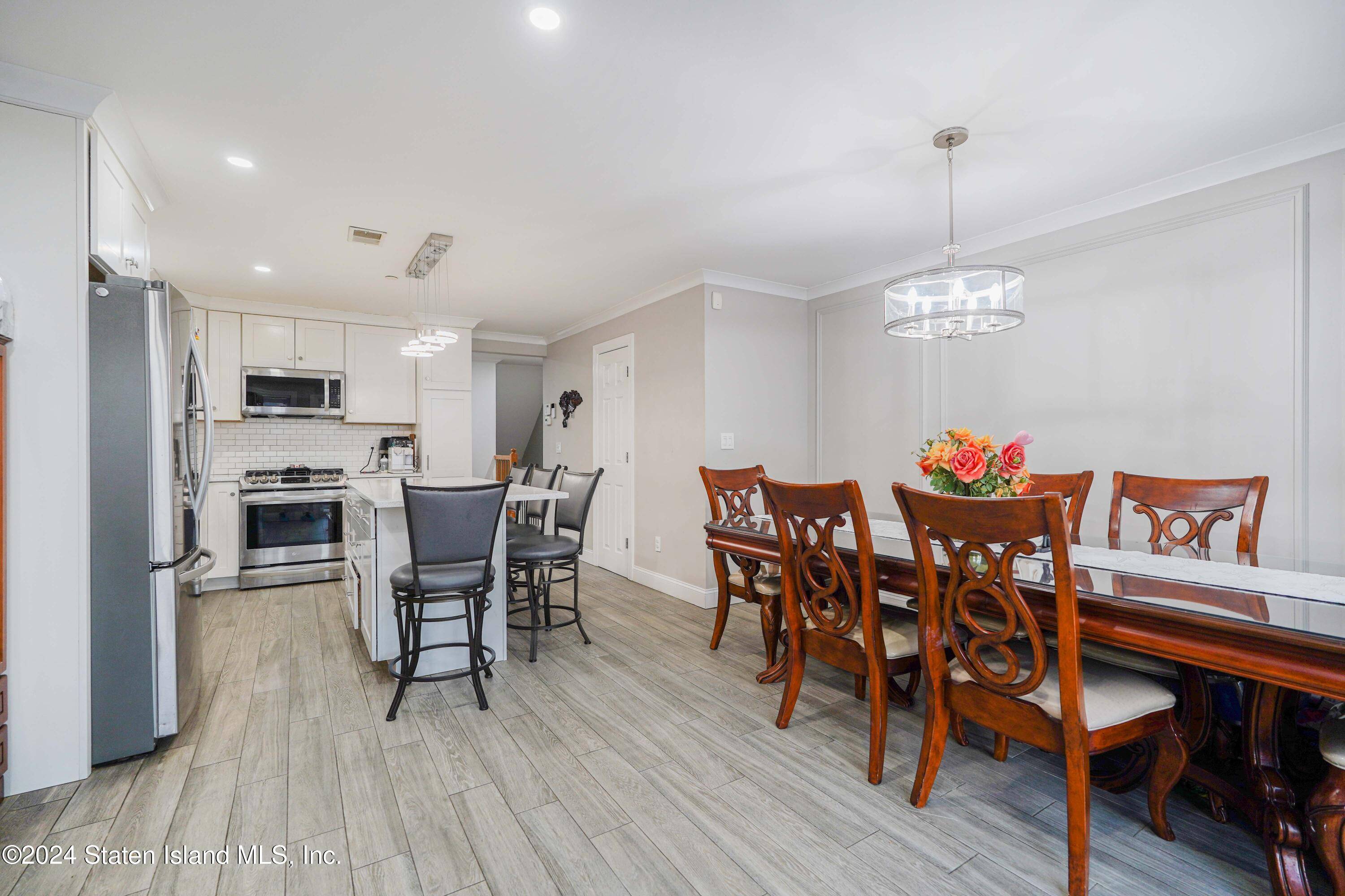 Staten Island, NY 10304,58 Metcalfe ST