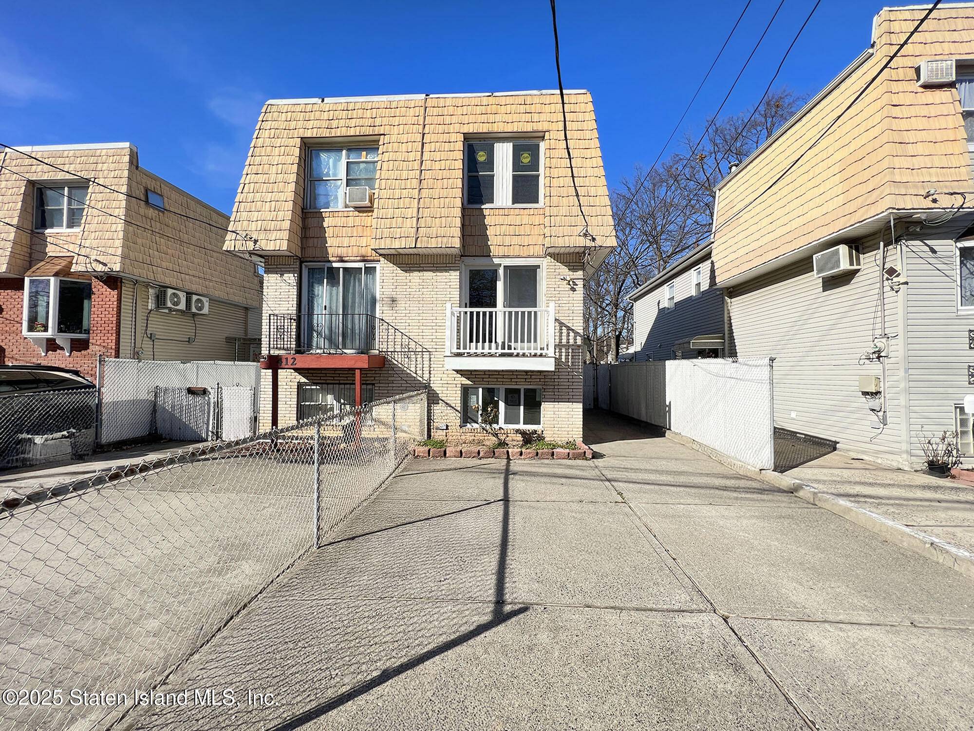 Staten Island, NY 10314,410 Willow RD W