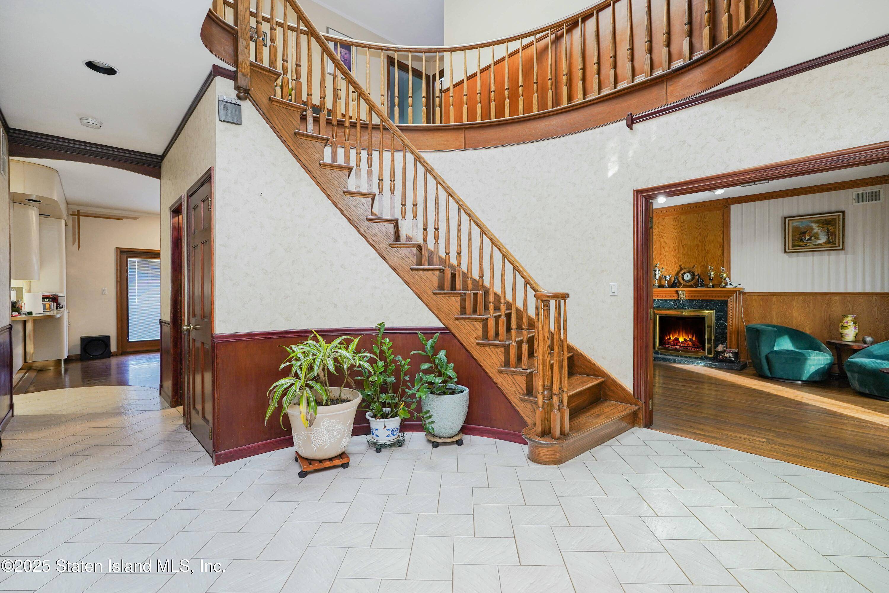 Staten Island, NY 10312,31 Fingal ST