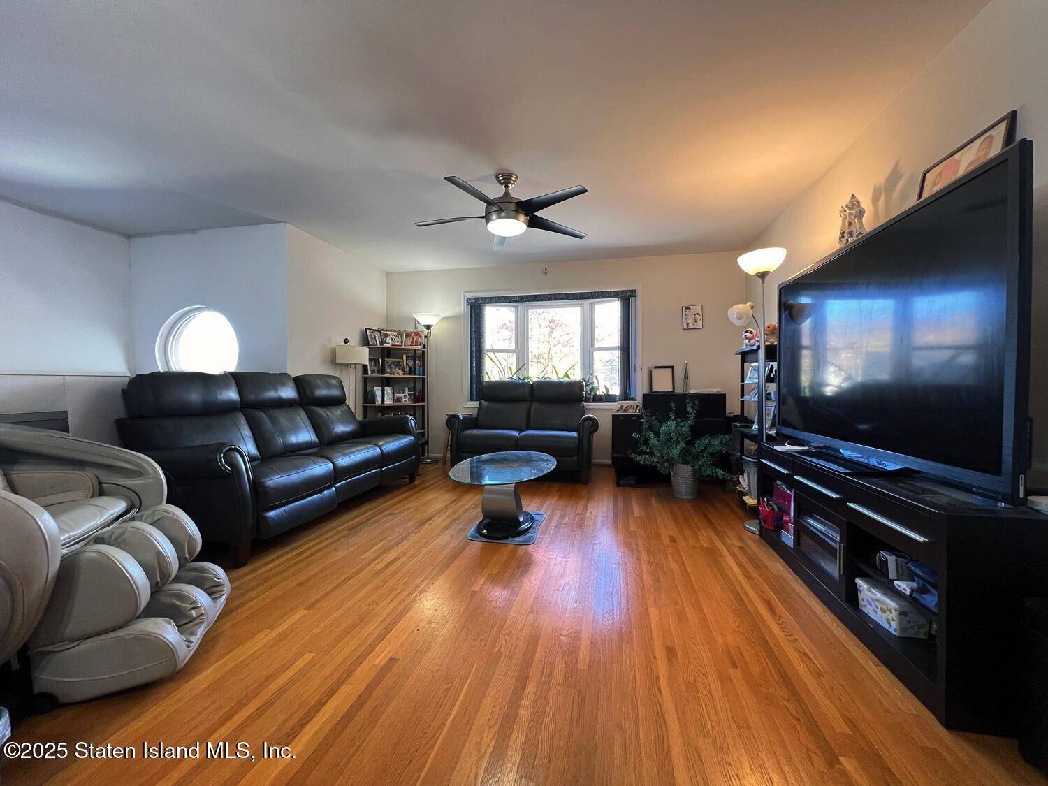 Staten Island, NY 10305,40 Parkinson AVE