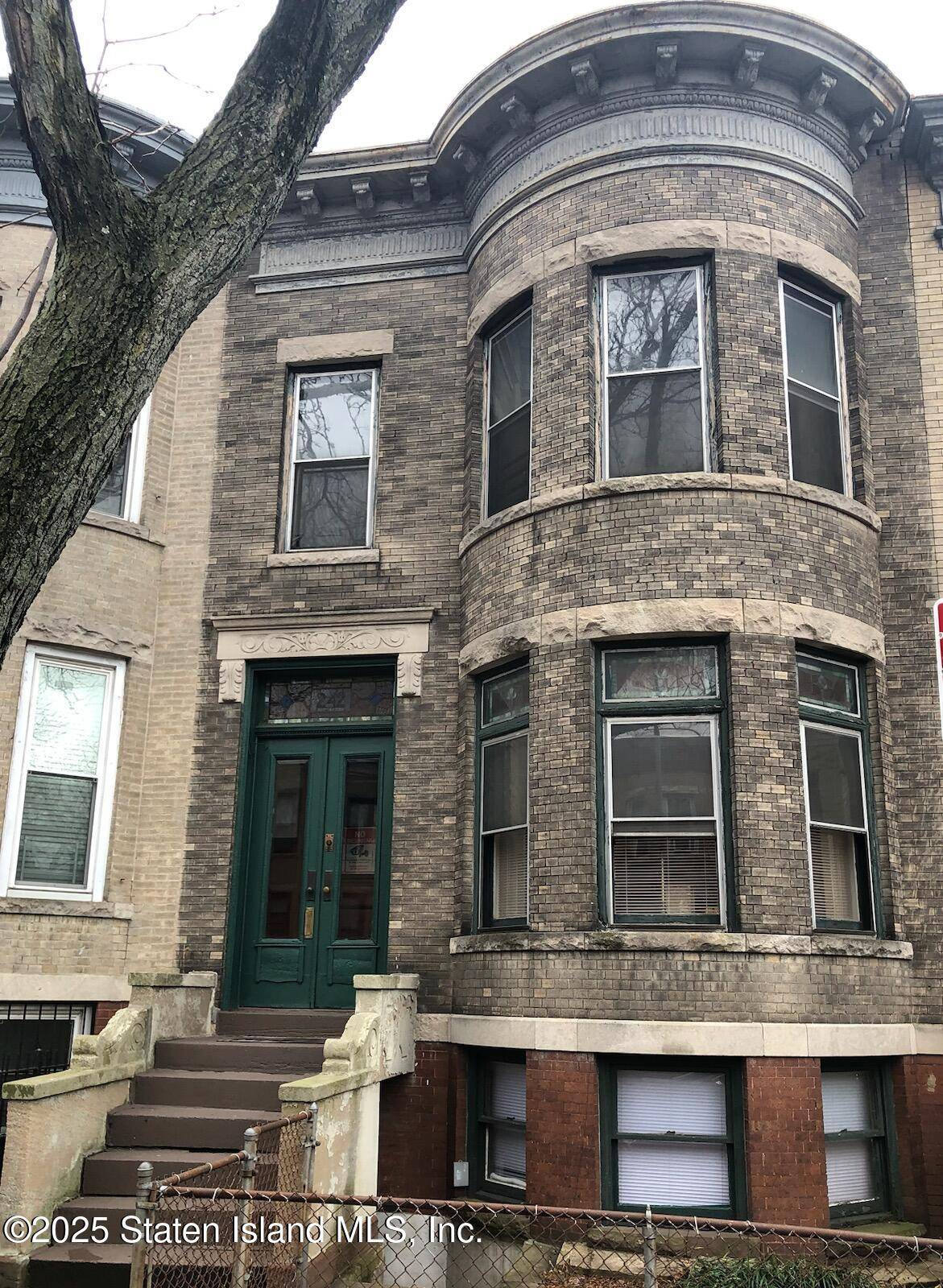Brooklyn, NY 11220,242 61st ST