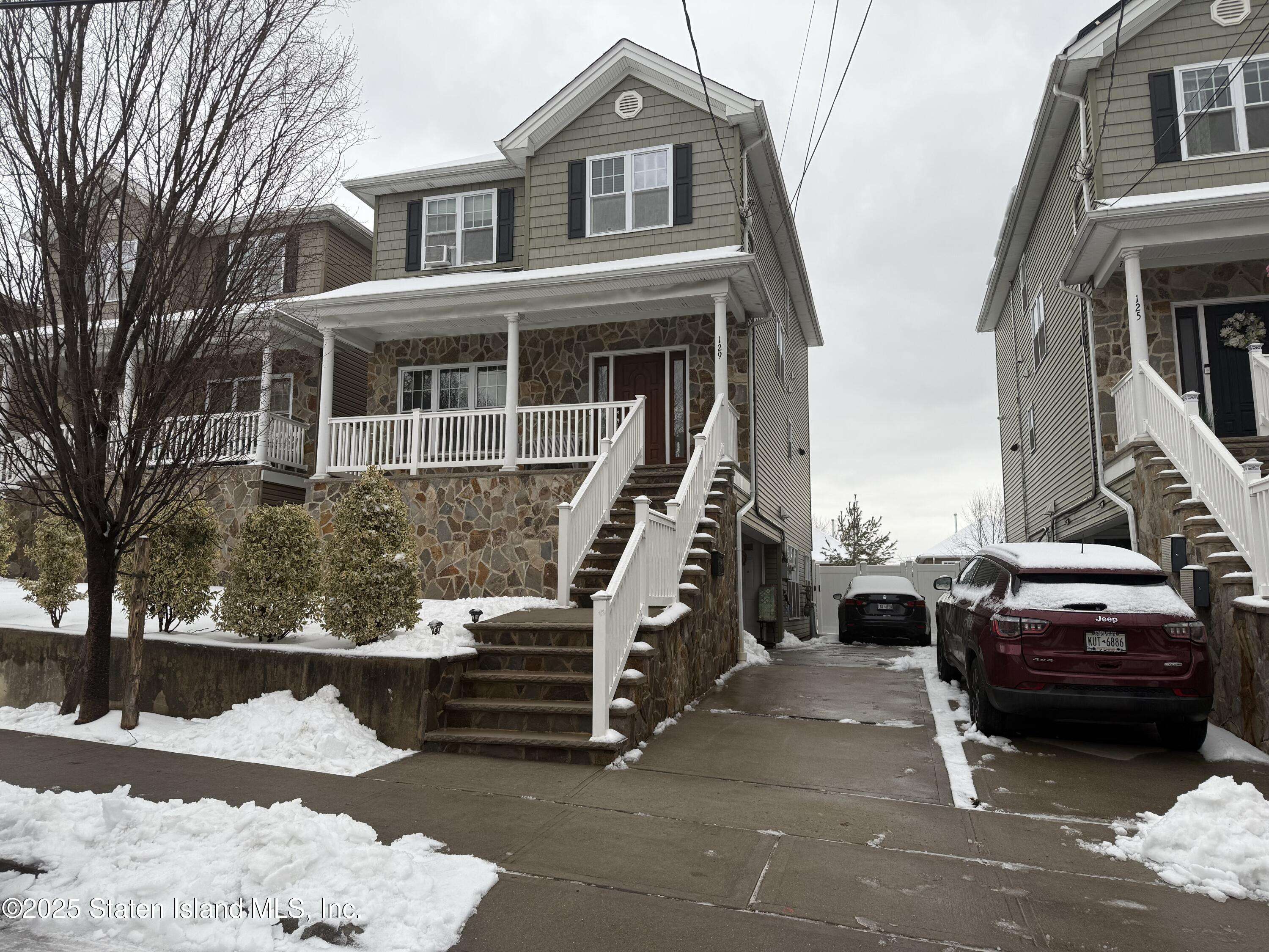 Staten Island, NY 10301,129 Benziger AVE