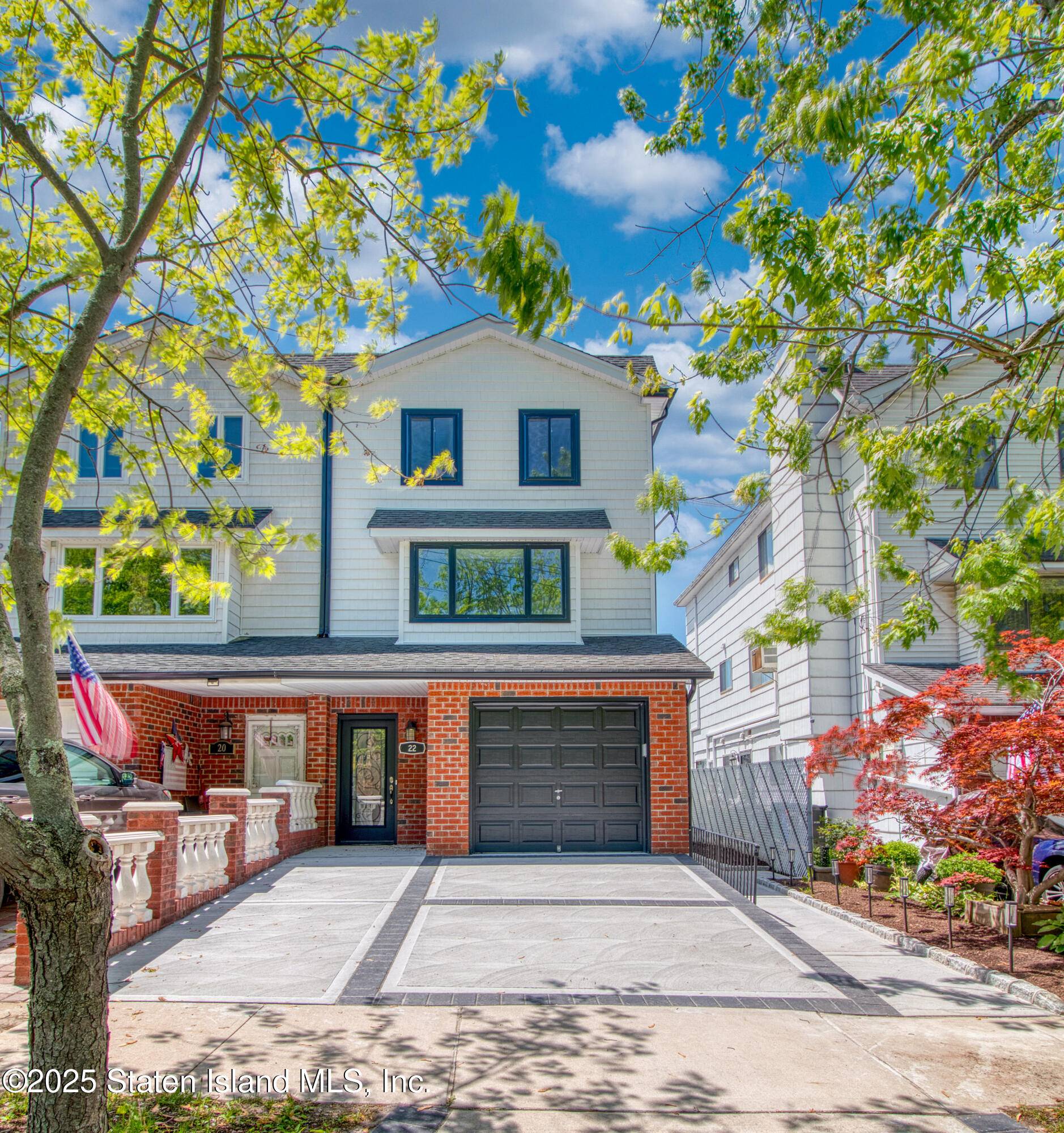 Staten Island, NY 10312,22 May PL