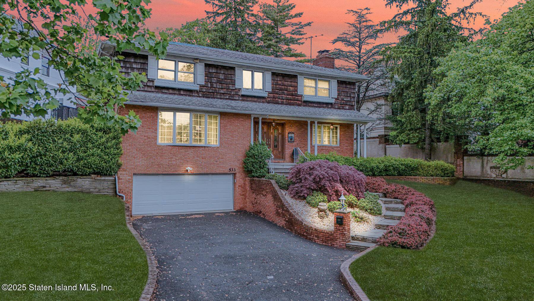 Staten Island, NY 10301,533 Ocean Terrace