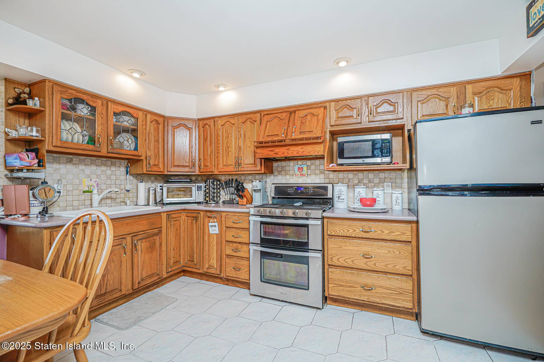 Staten Island, NY 10312,324 Retford AVE