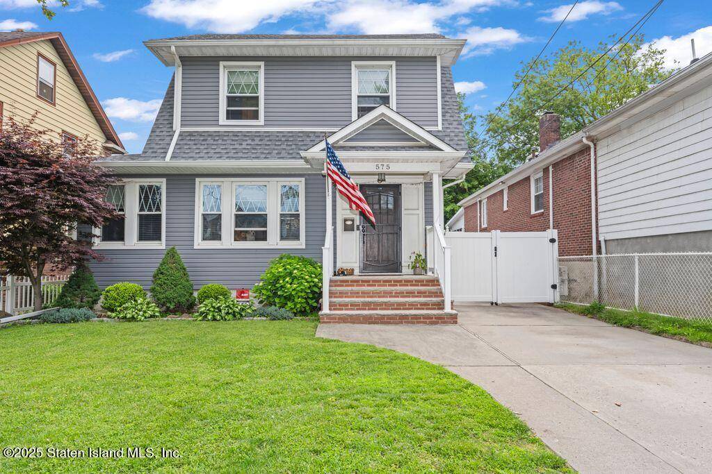 Staten Island, NY 10310,575 Bement AVE