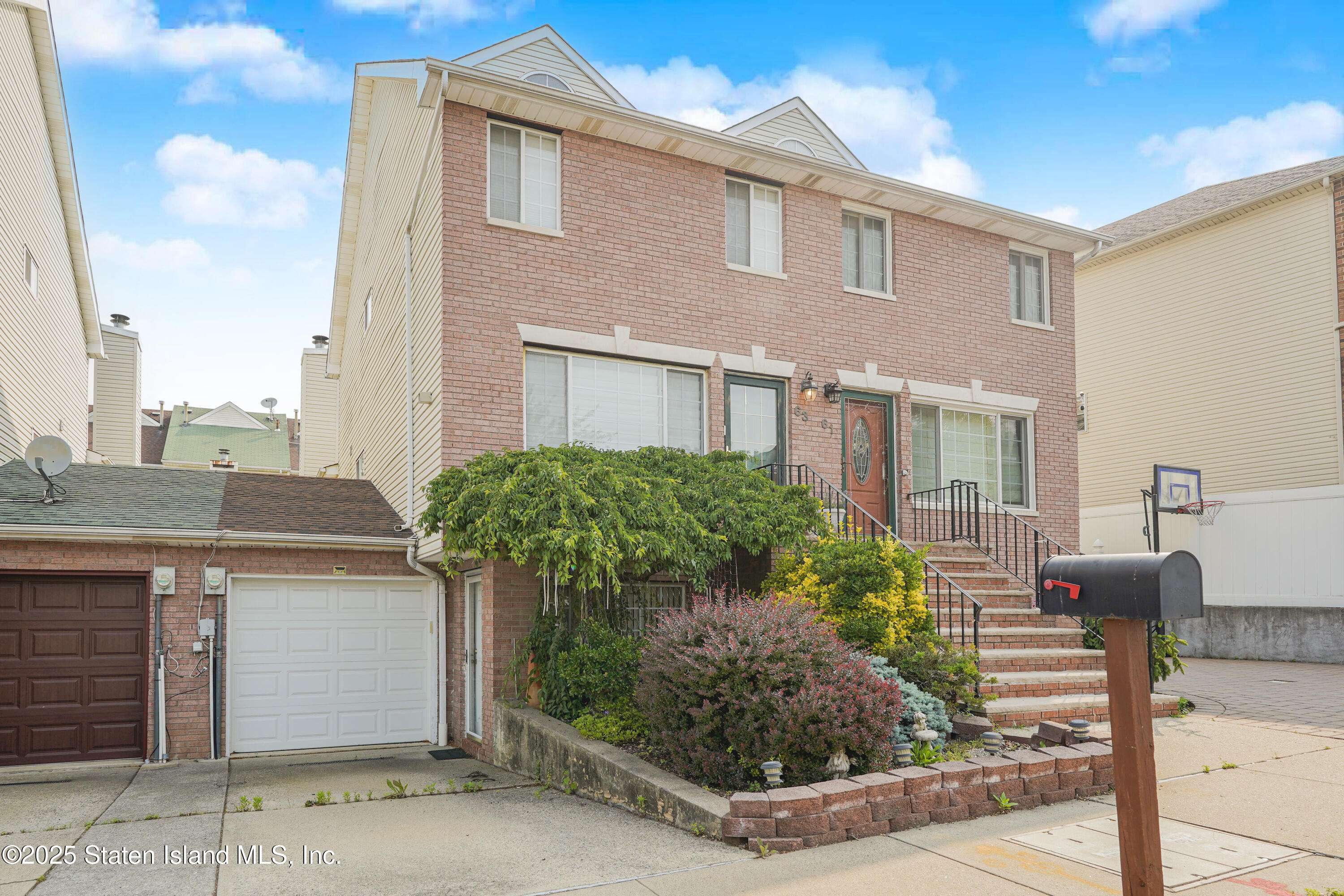 Staten Island, NY 10314,63 Monahan AVE