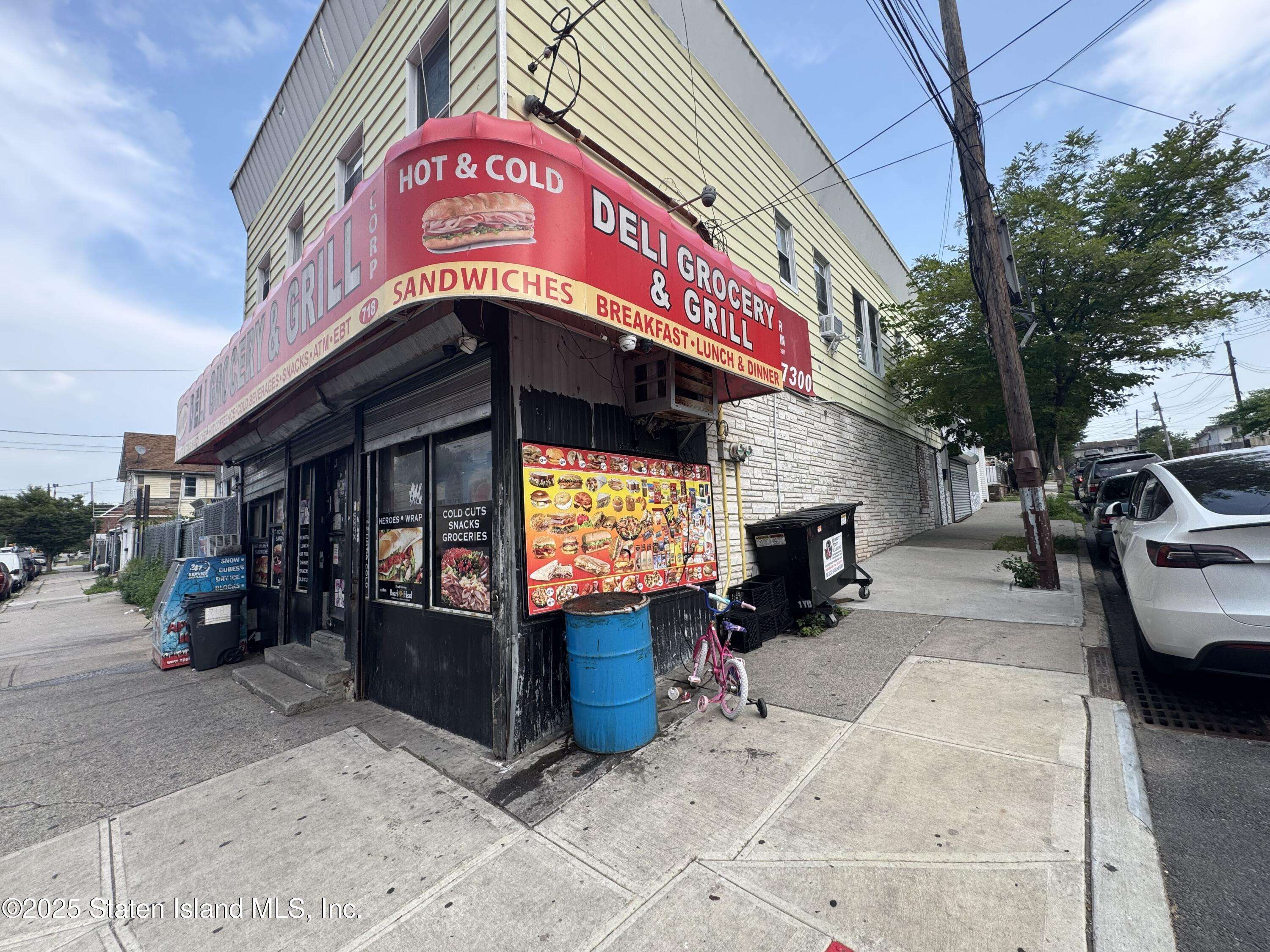 Staten Island, NY 10310,718 Henderson AVE