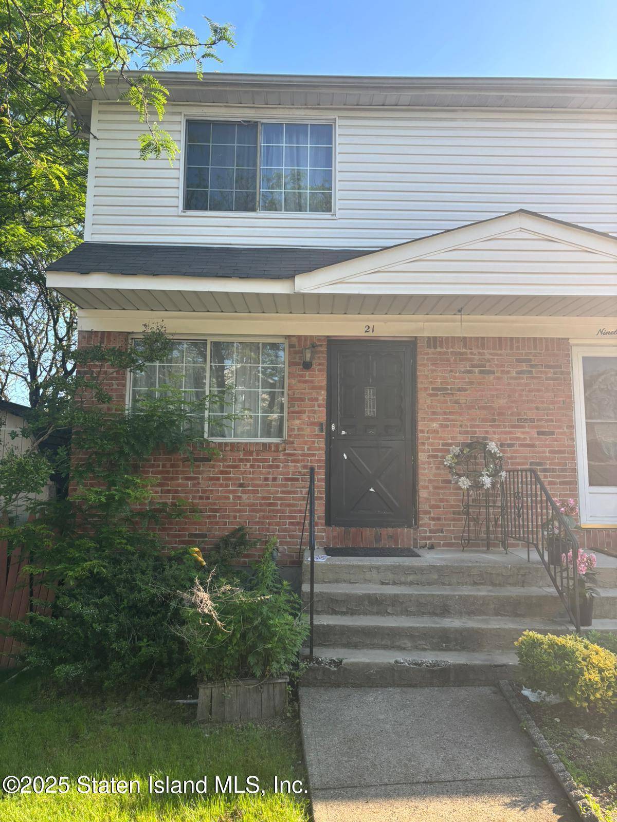 Staten Island, NY 10303