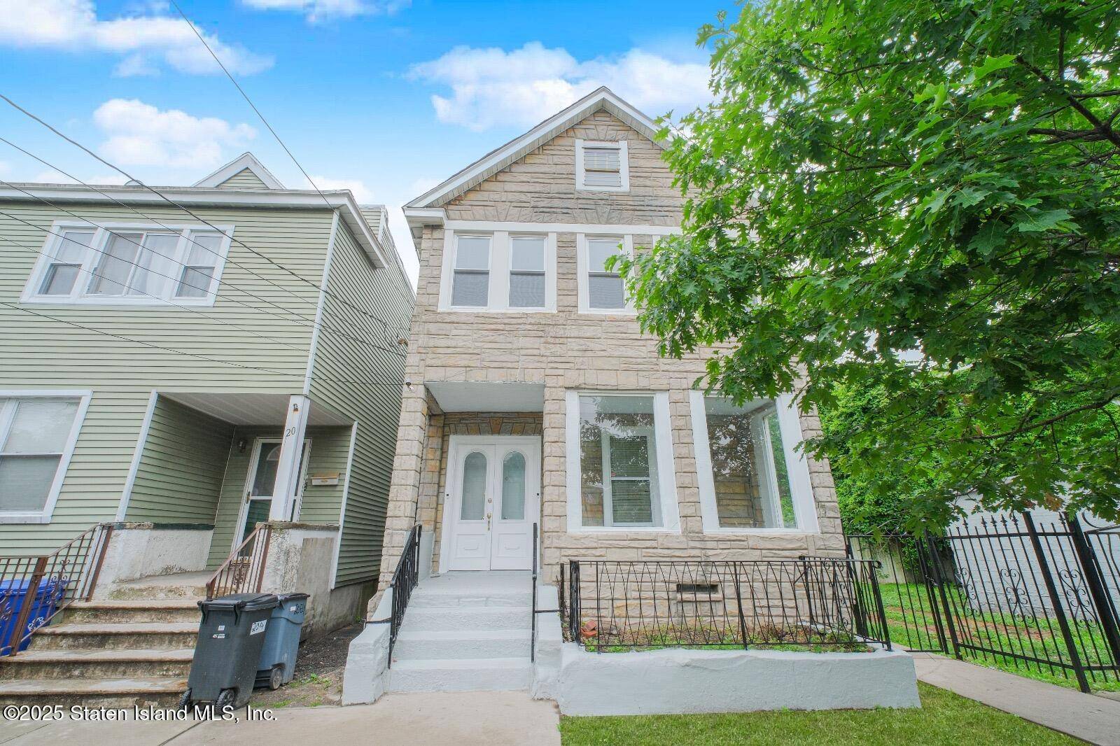 Staten Island, NY 10301,18 Ely ST
