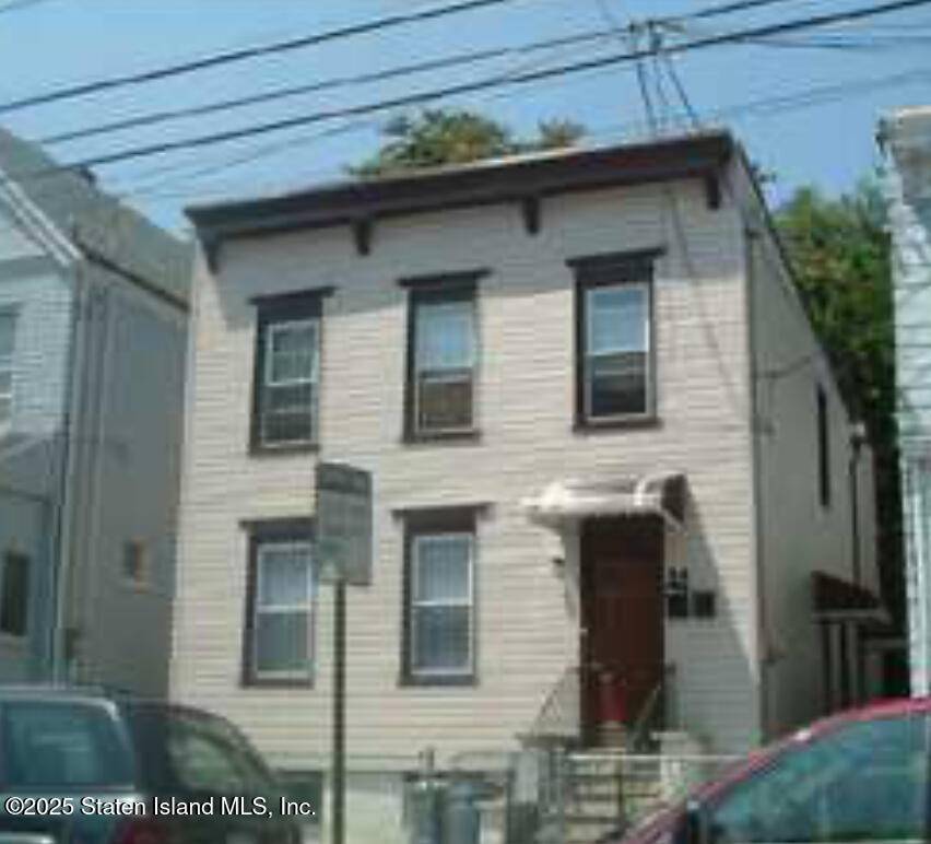 Staten Island, NY 10304,94 Gordon ST
