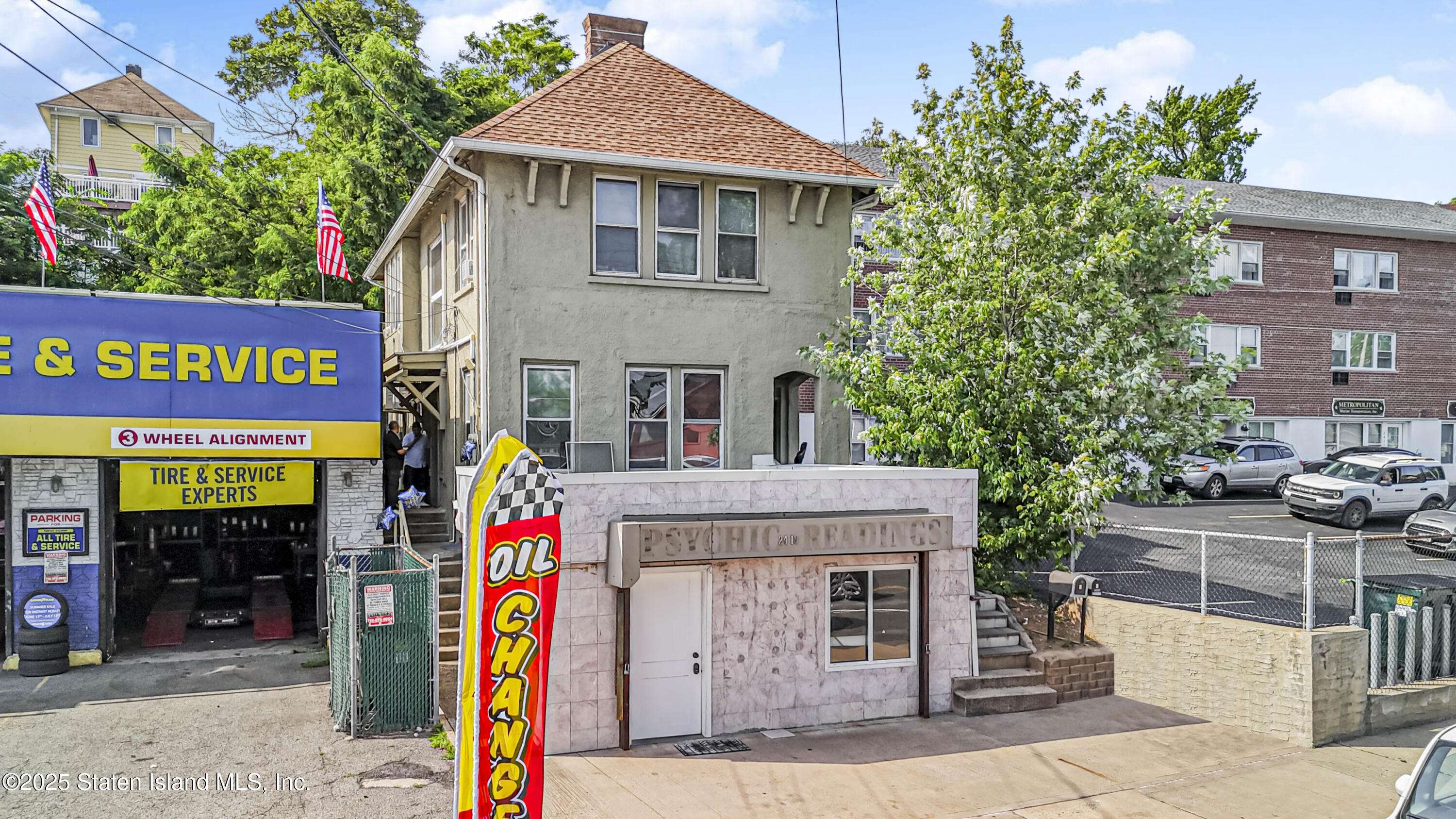 Staten Island, NY 10306,2419 Richmond RD