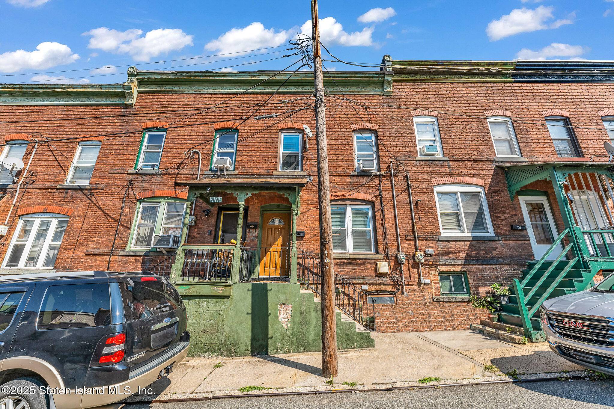 Staten Island, NY 10303,11 Coonley CT