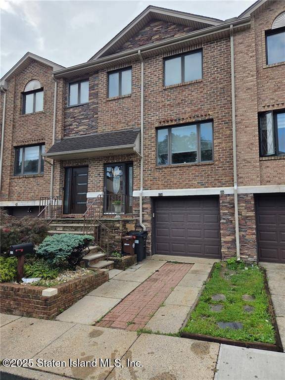 Staten Island, NY 10305,124 North DR