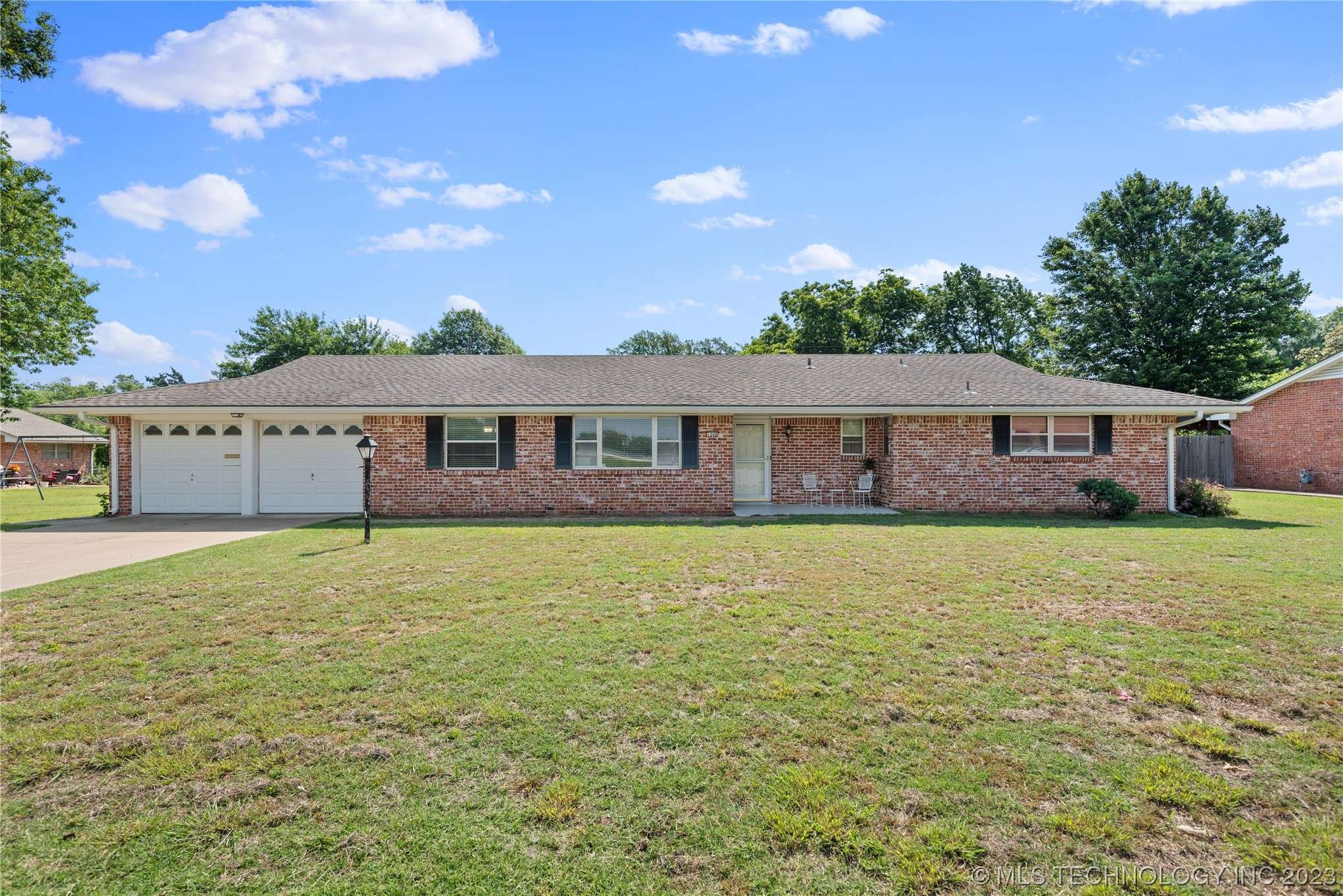 Bartlesville, OK 74006,1306 Swan DR