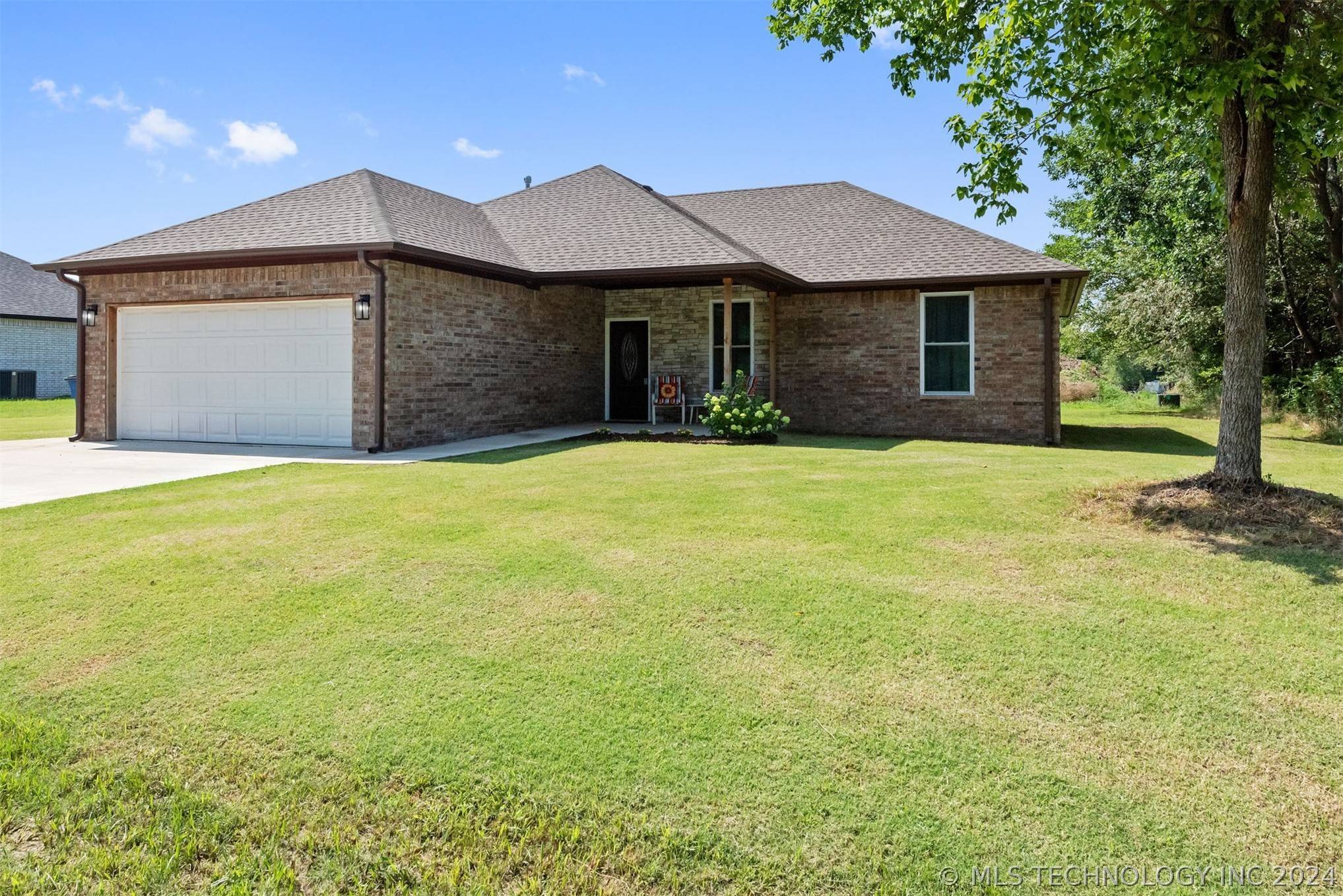 Adair, OK 74330,444 Hampton RD