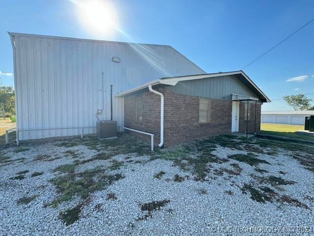 Ada, OK 74820,1319 Sandy Creek