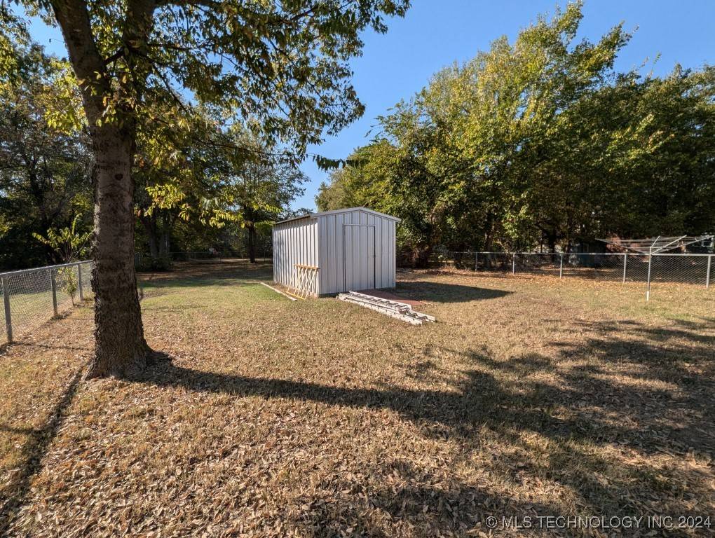 Sperry, OK 74073,32 W Ash ST