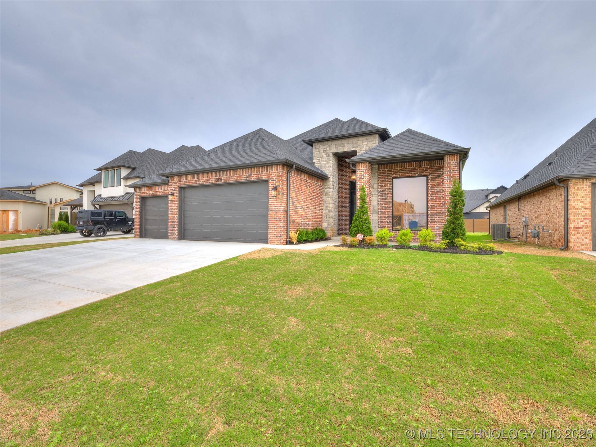 Bixby, OK 74008,5818 E 126th ST S
