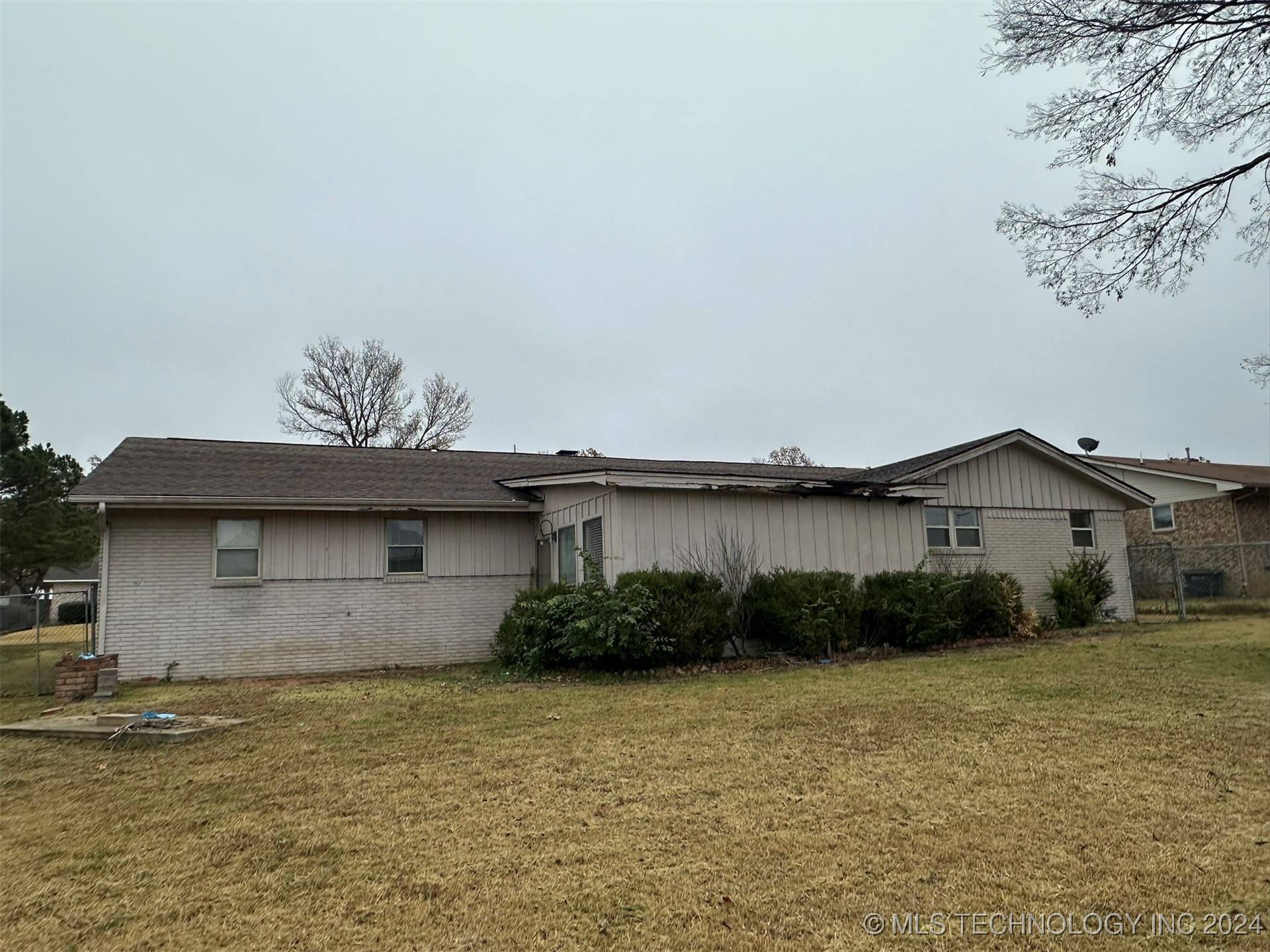 Mcalester, OK 74501,1807 Mockingbird ST