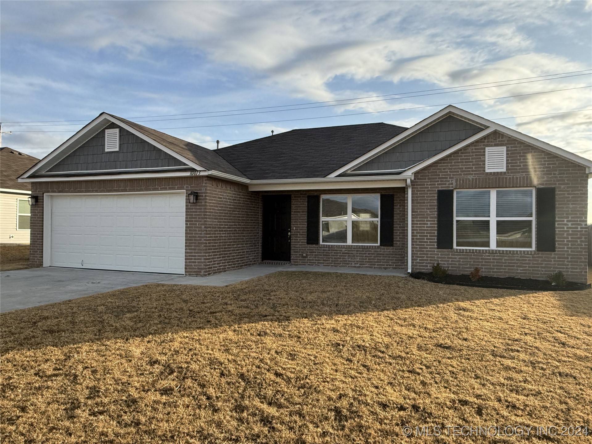 Owasso, OK 74055,10813 N 101st East Court