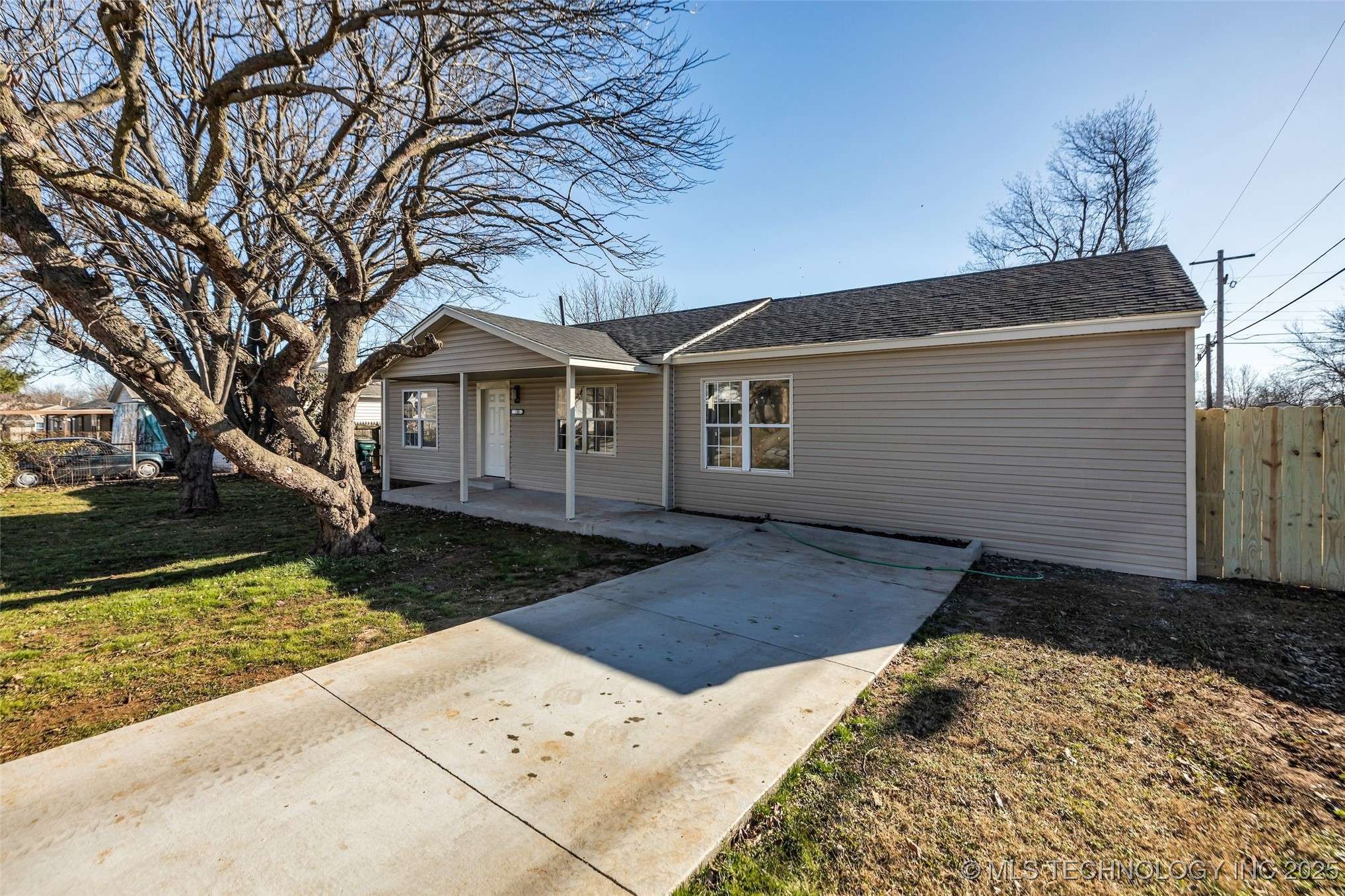 Sand Springs, OK 74063,220 W 42nd ST