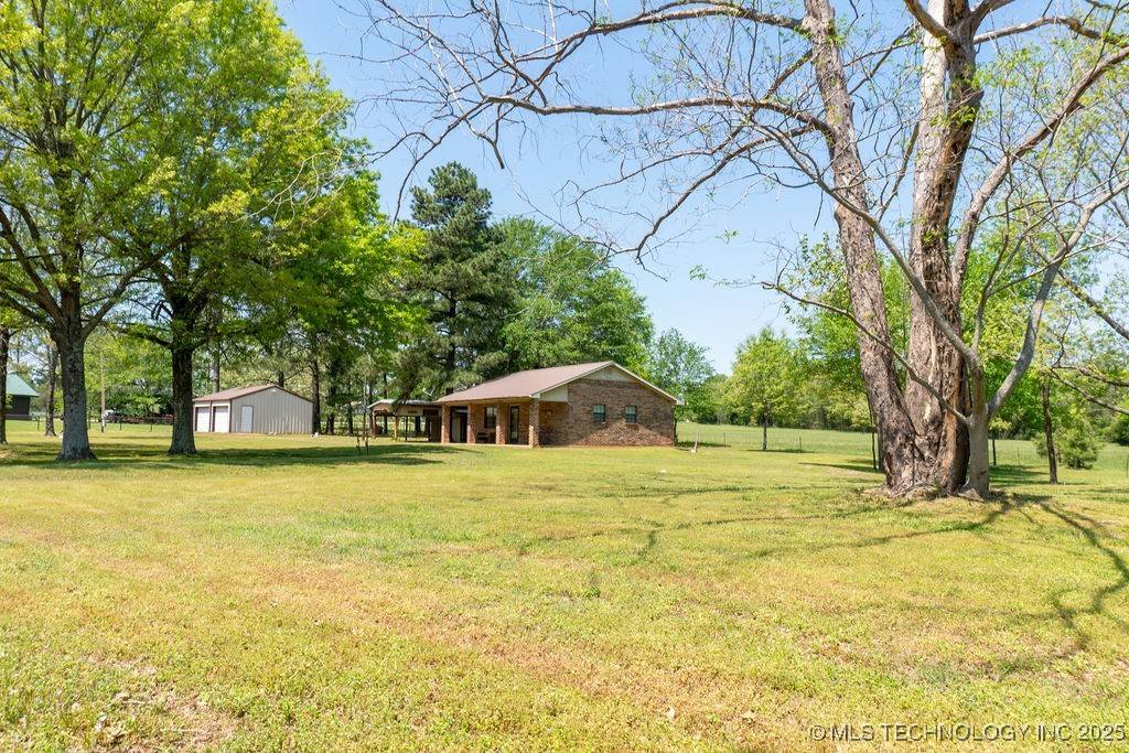 Hugo, OK 74743,2703 E 2010 RD