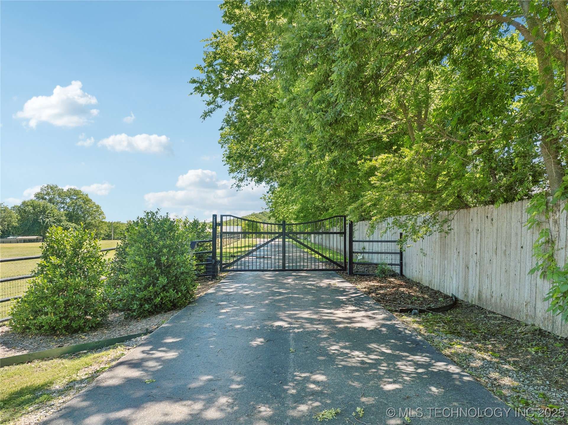 Tulsa, OK 74107,2621 S 49th West Avenue