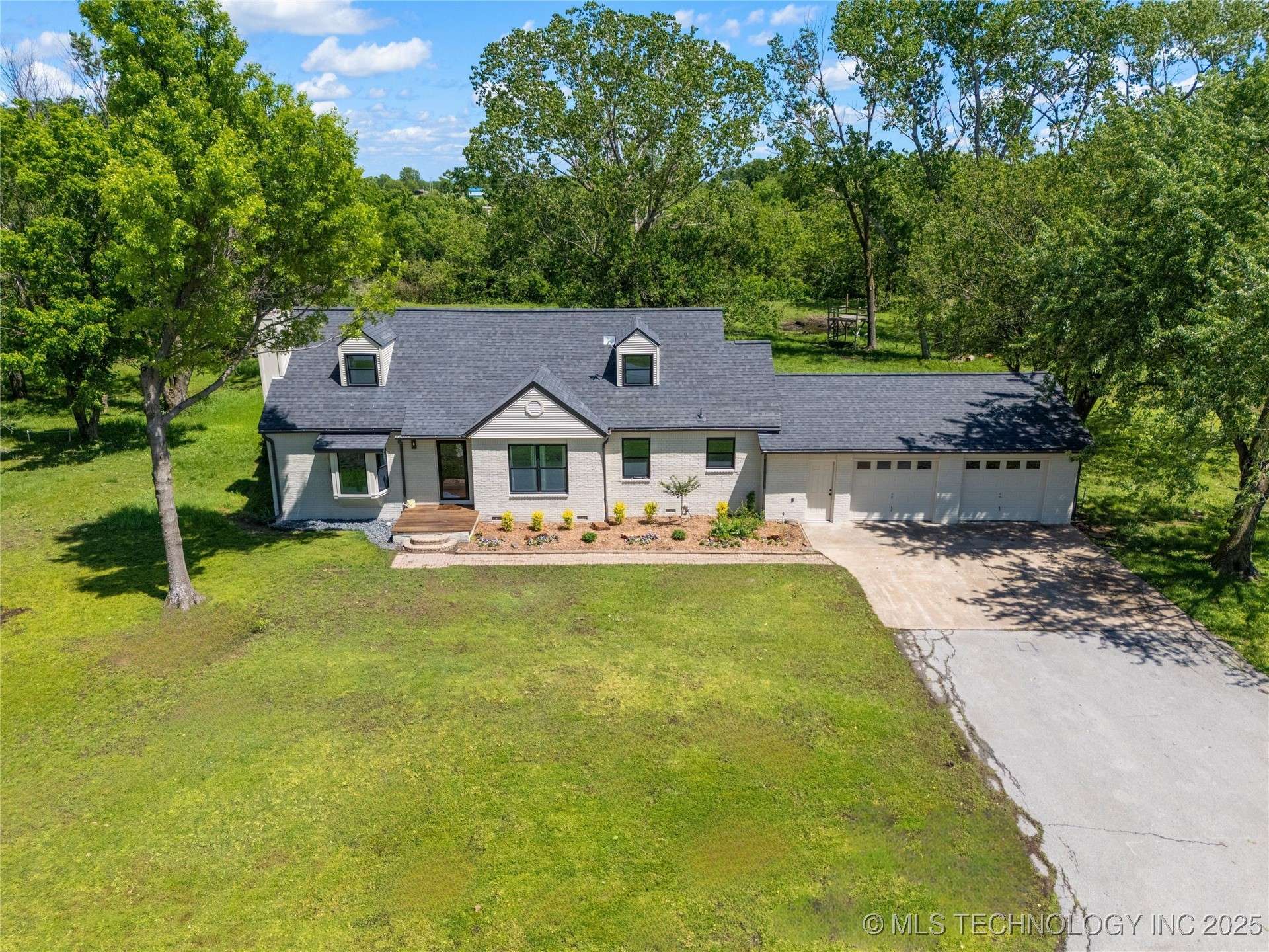 Collinsville, OK 74021,12415 N 75th East Avenue