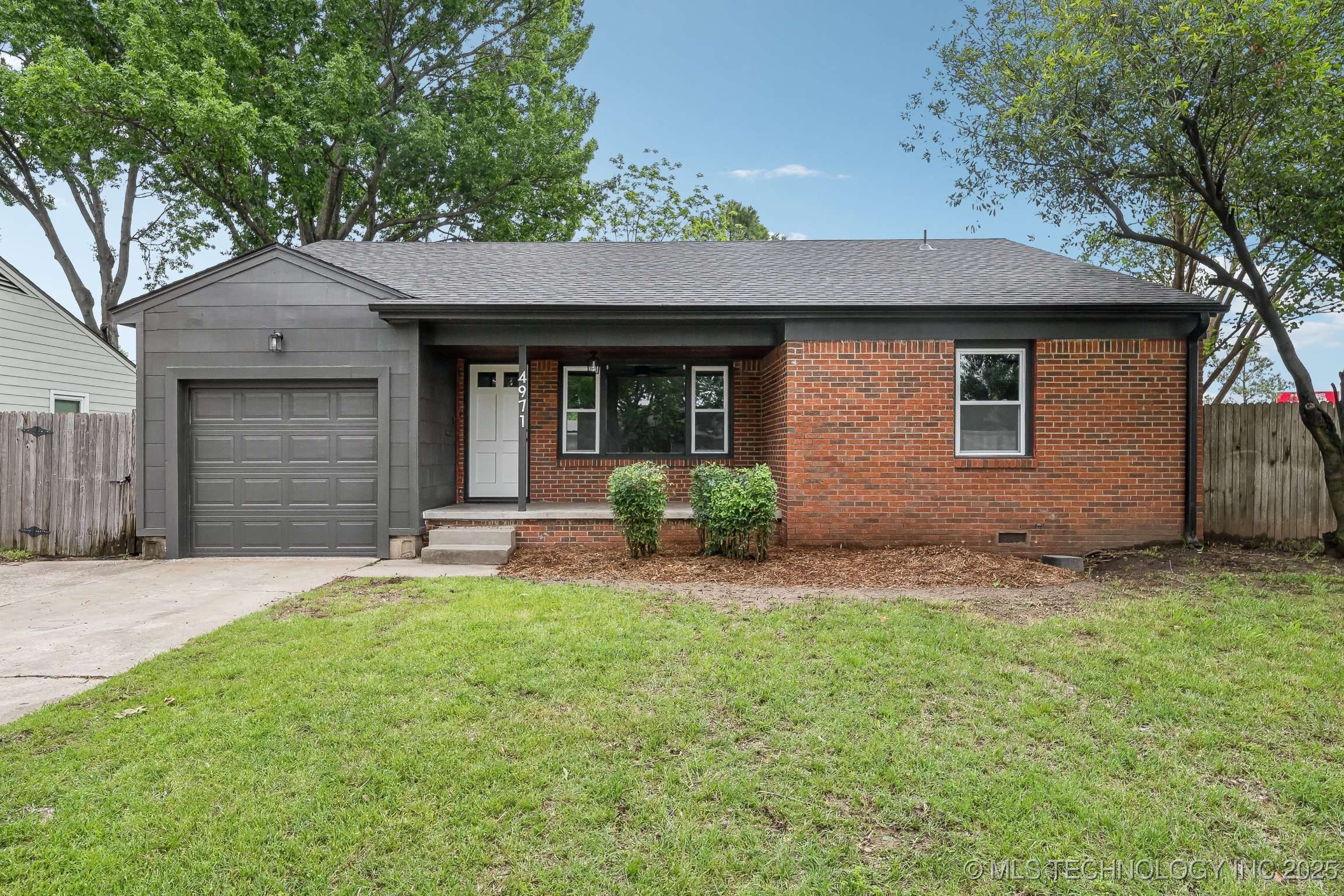 Tulsa, OK 74105,4971 S Madison AVE