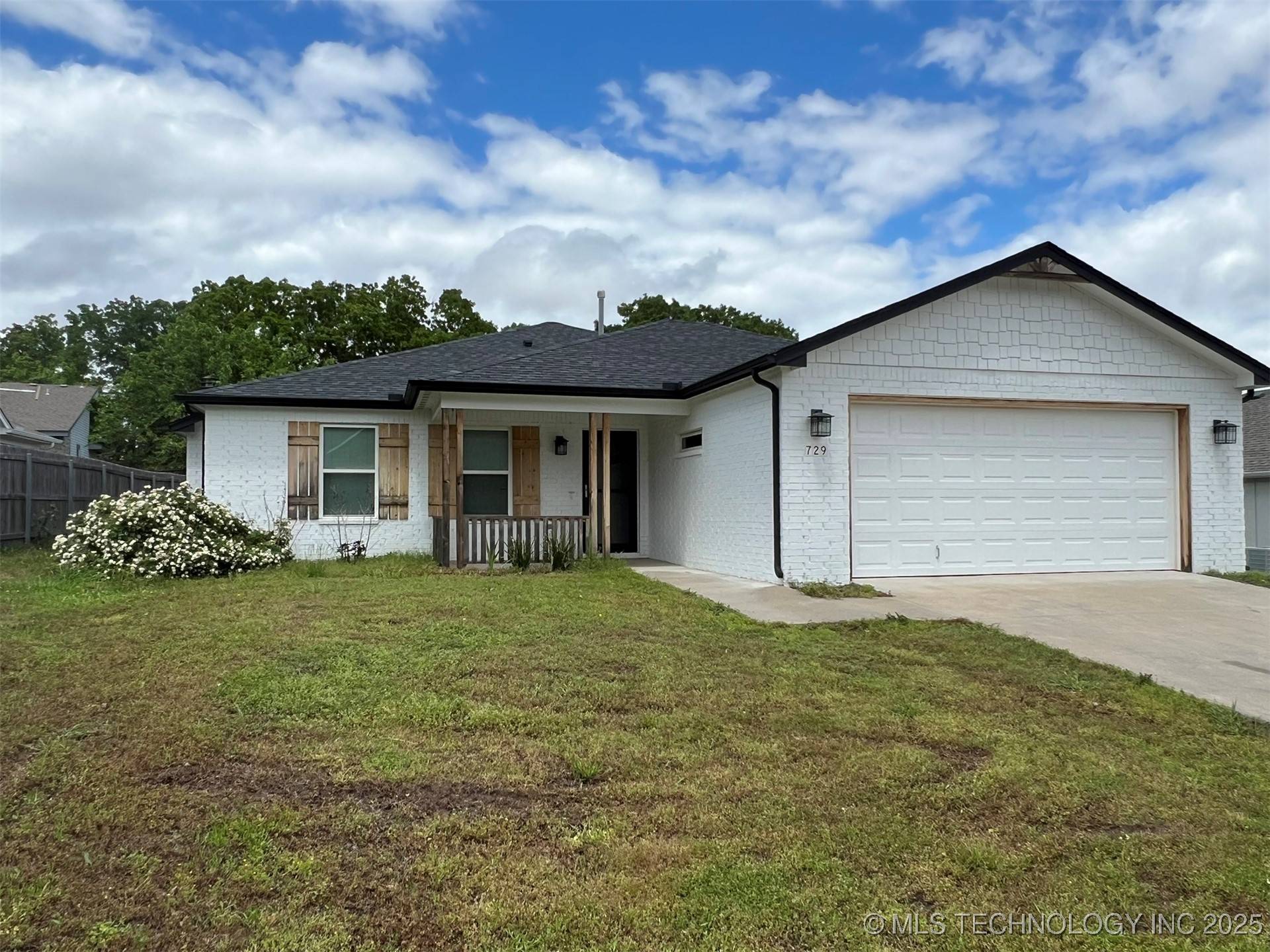 Mannford, OK 74044,729 Canton PL