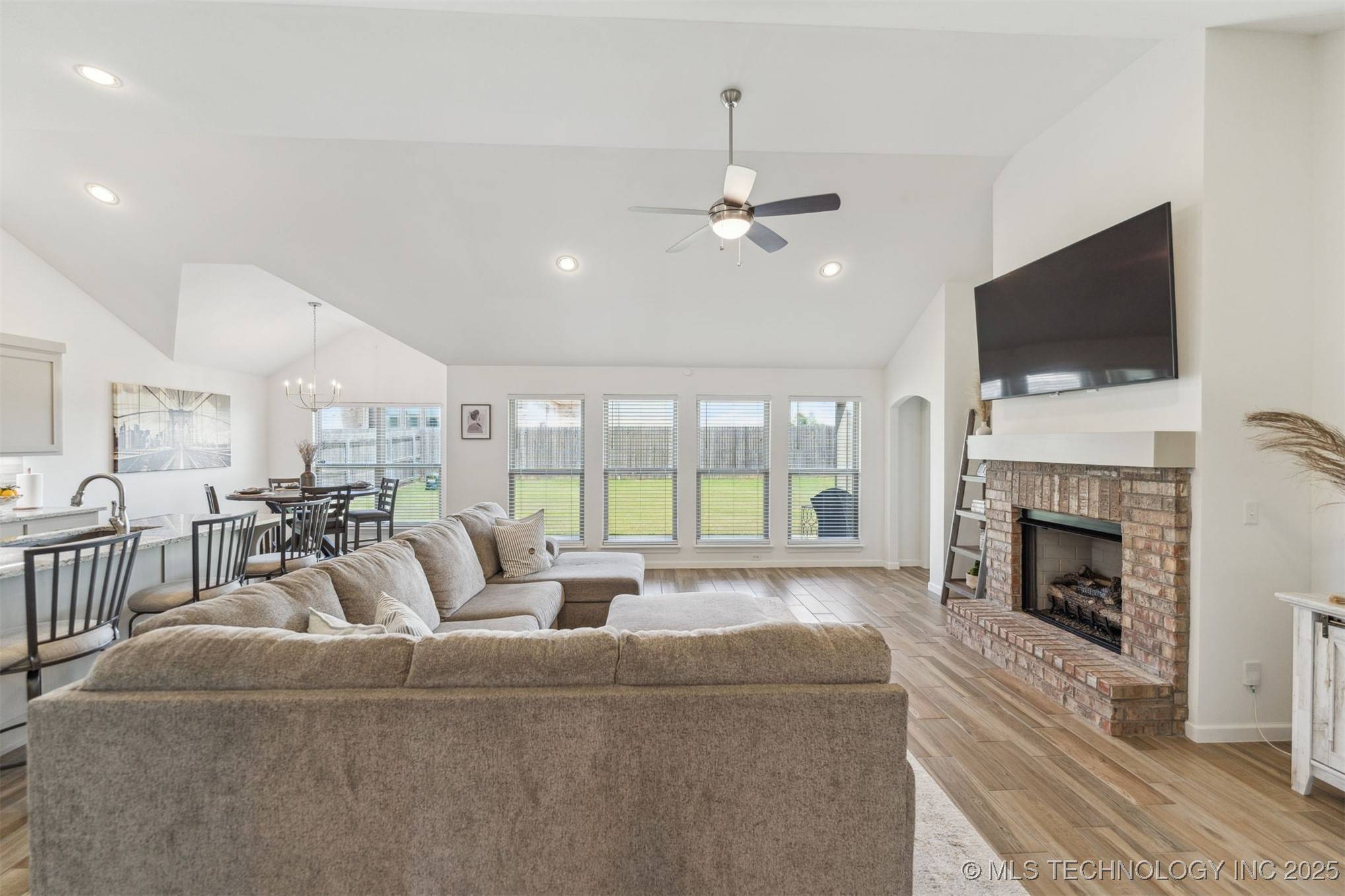 Sand Springs, OK 74063,5117 S Walnut Creek DR