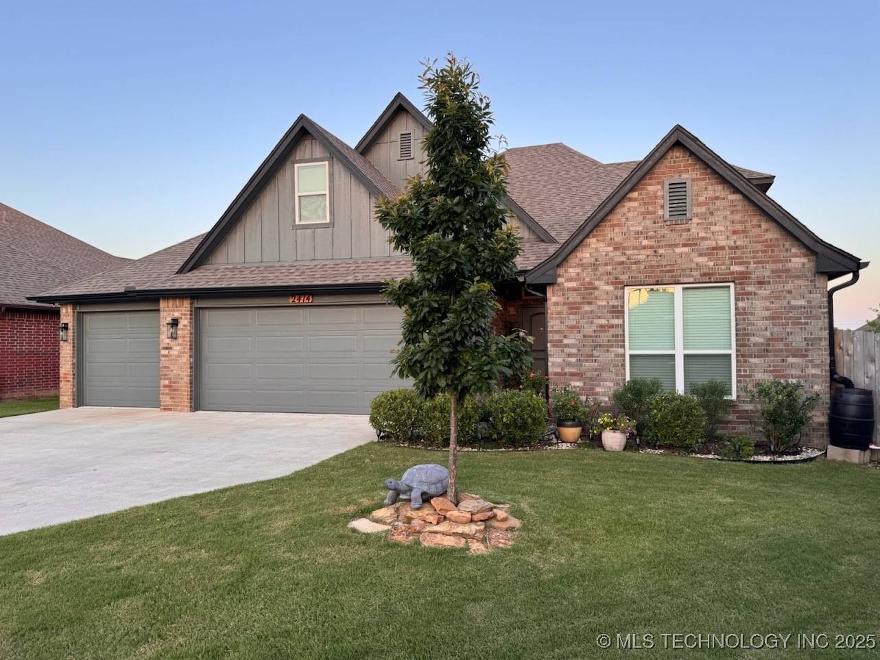 Jenks, OK 74037,2414 W 109th ST S