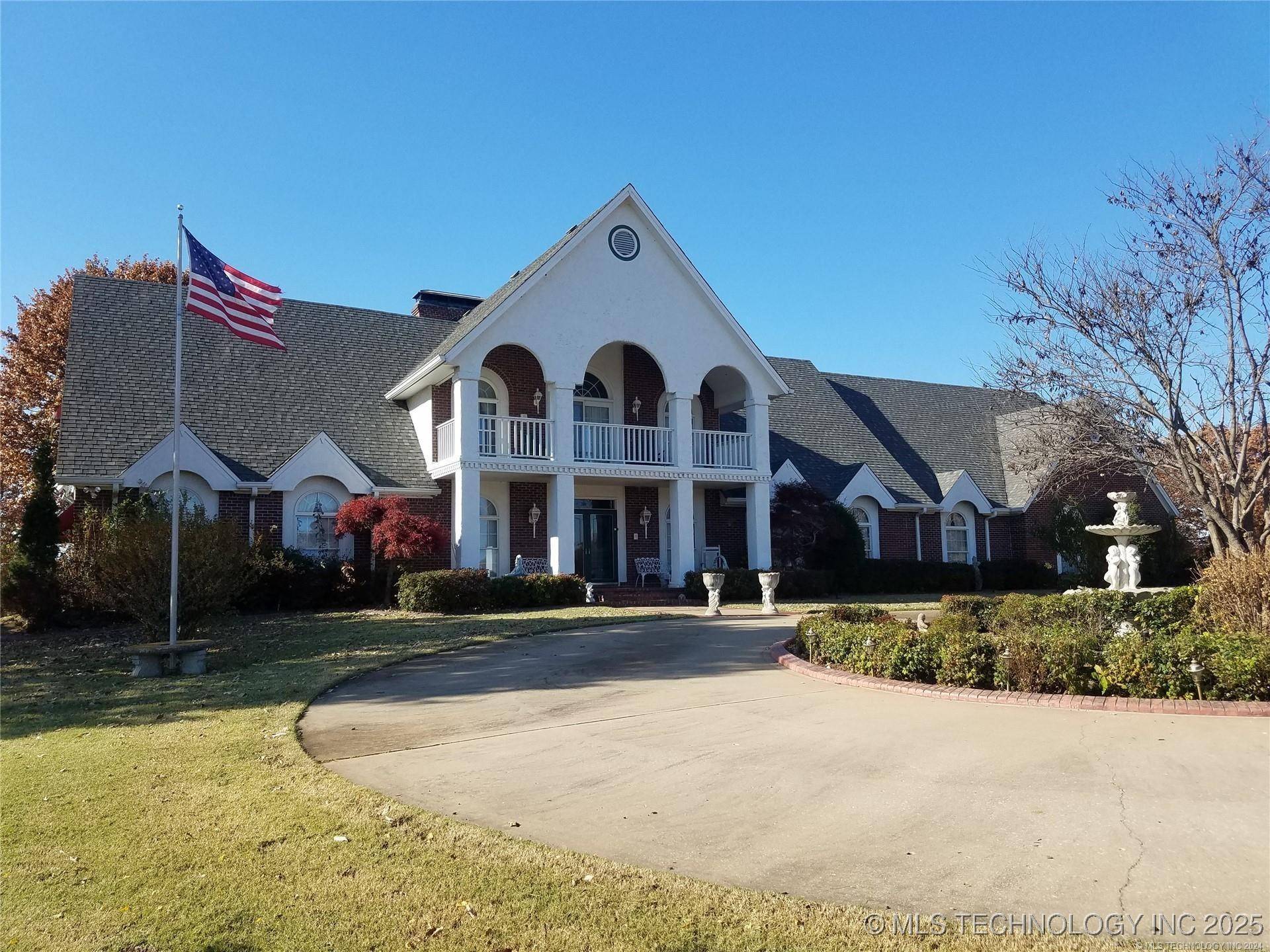 Chouteau, OK 74337,66235 S 320 RD