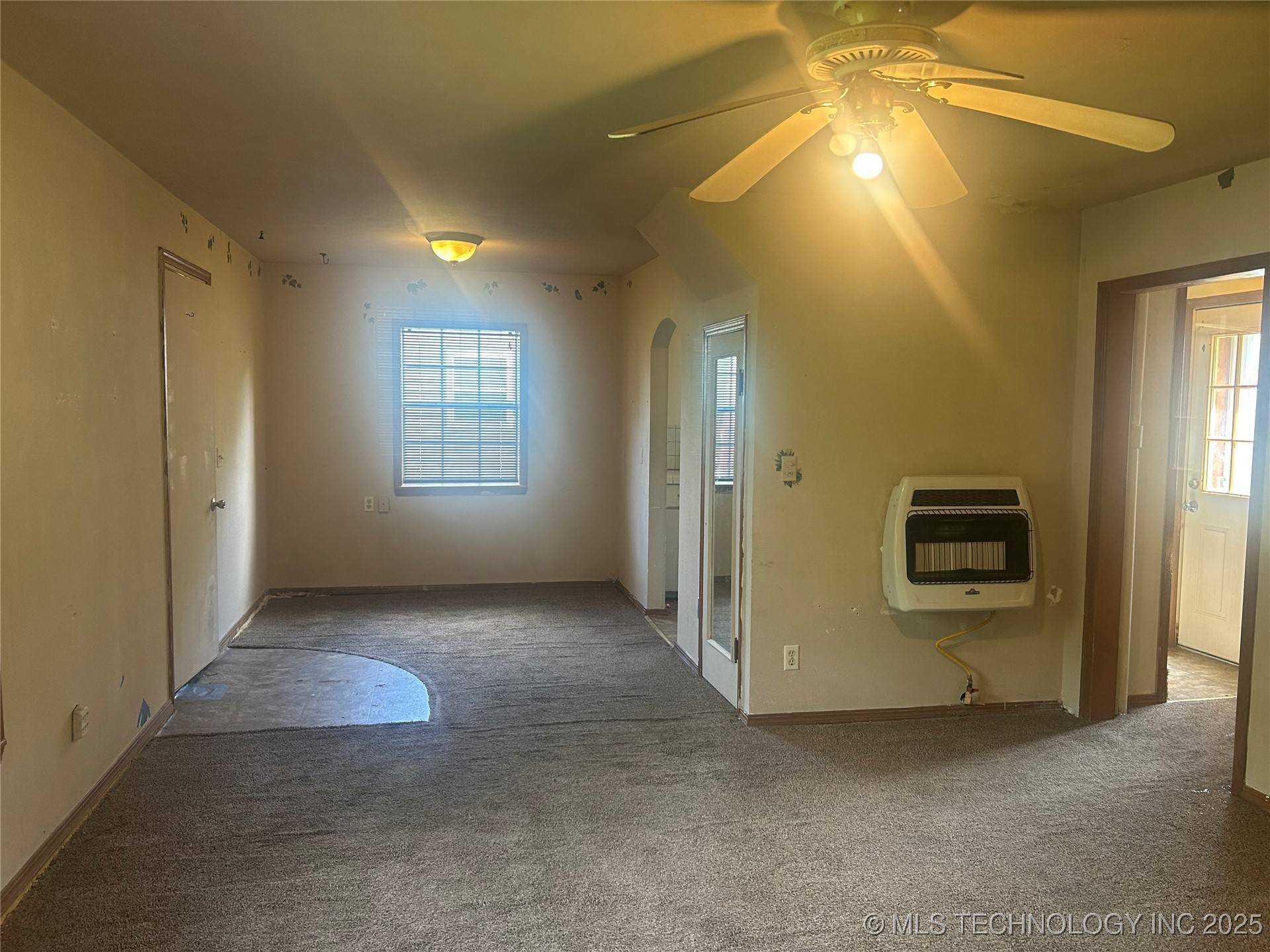 Chouteau, OK 74337,118 N Hayden ST