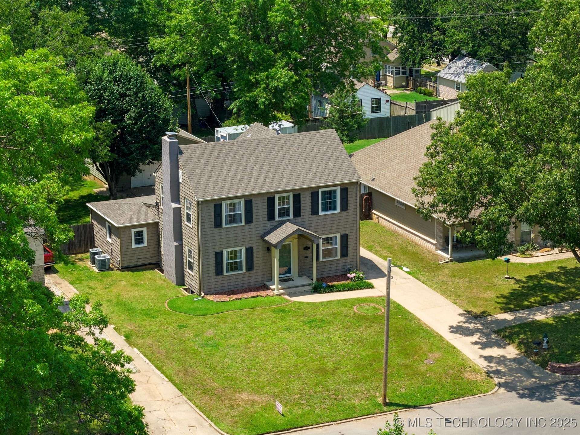 Bartlesville, OK 74003,1401 SE Delaware AVE