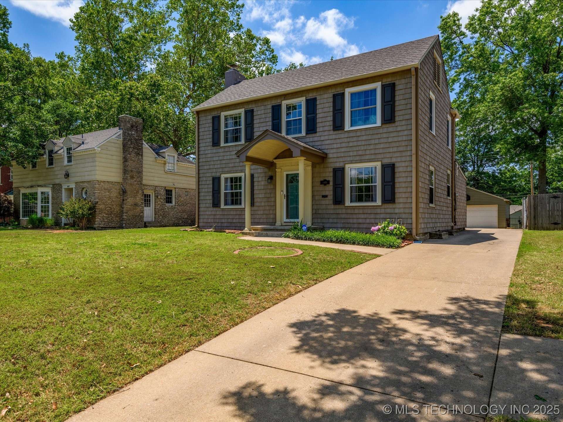 Bartlesville, OK 74003,1401 SE Delaware AVE