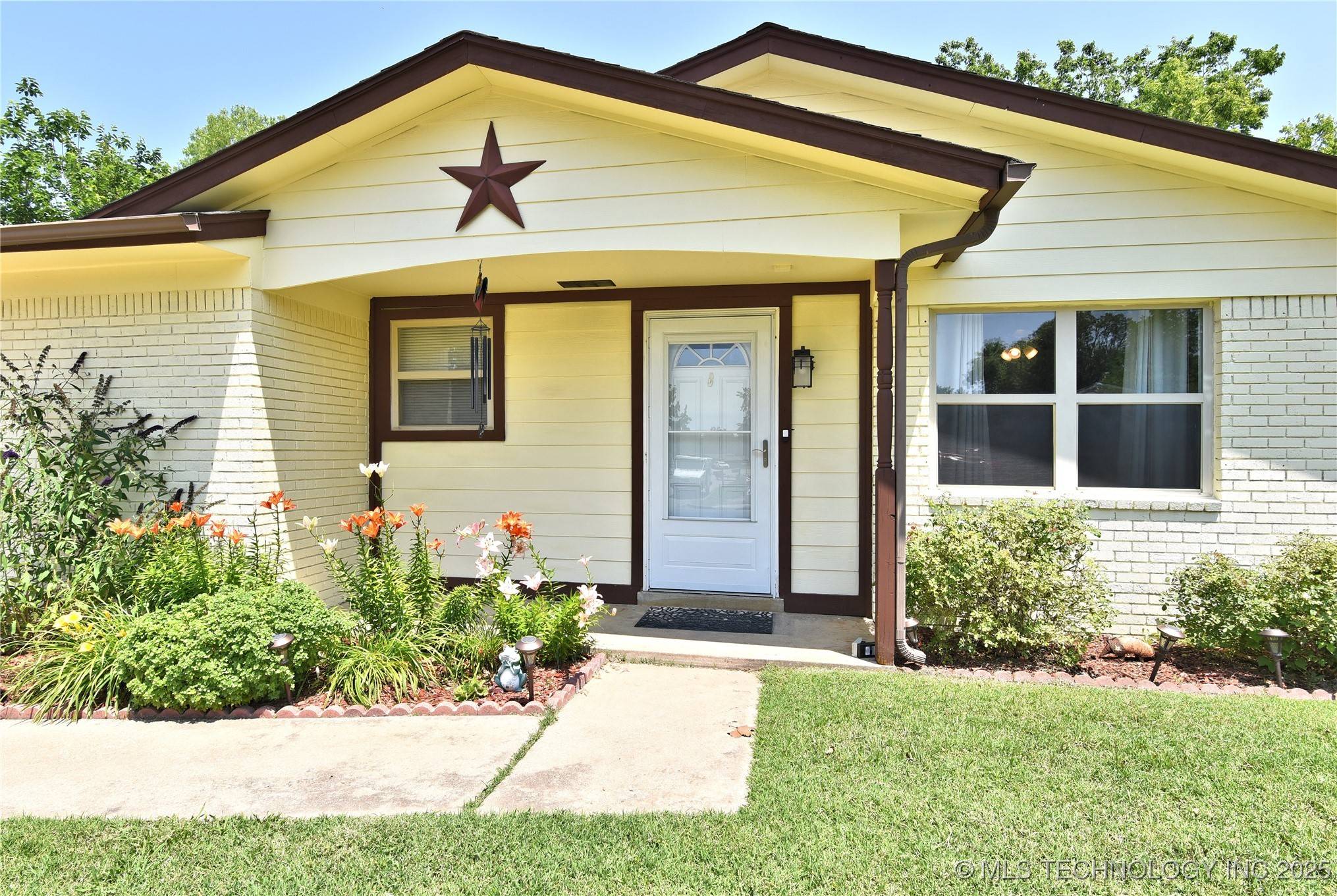 Tulsa, OK 74128,11925 E 18th ST