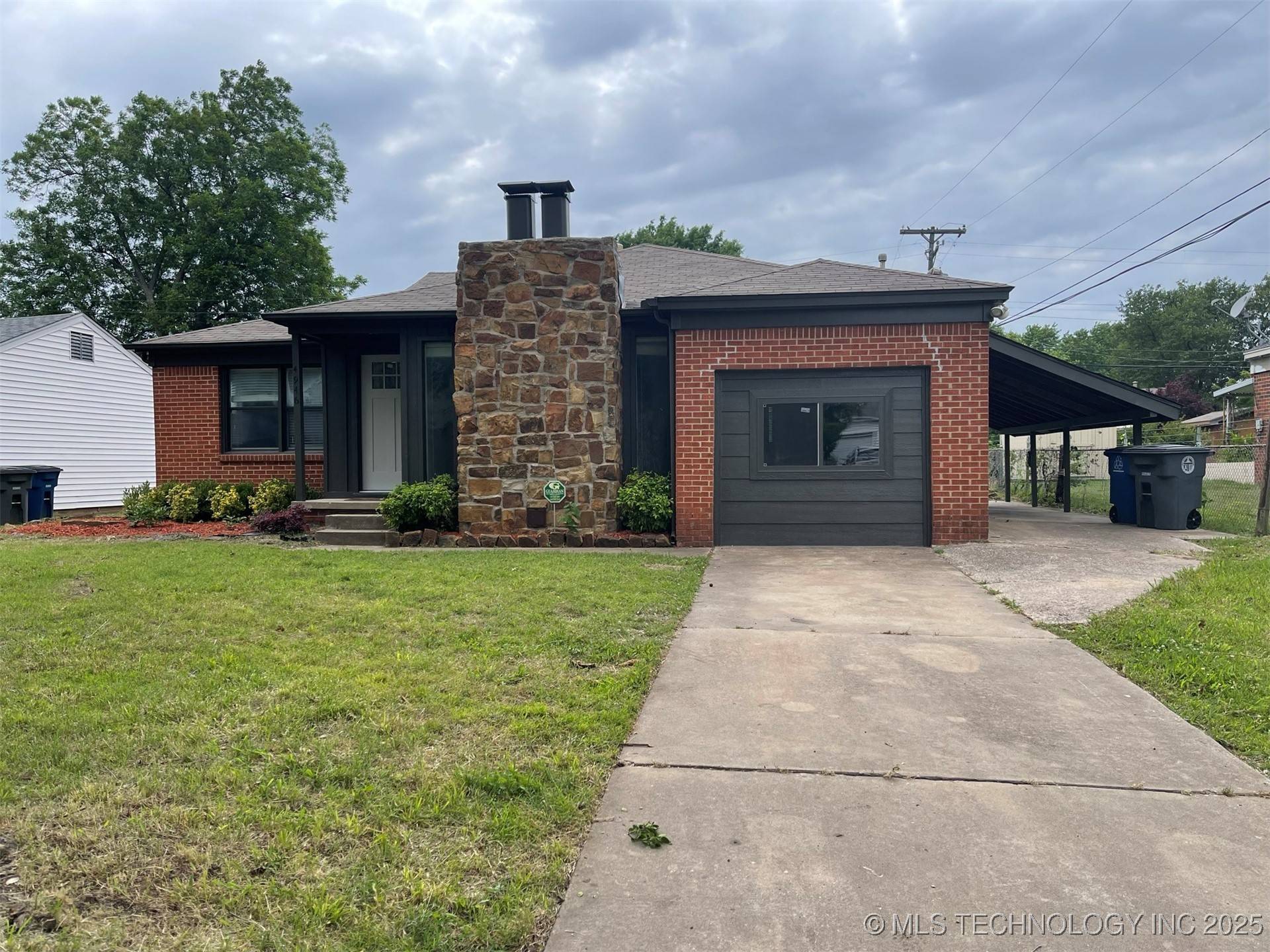Tulsa, OK 74105,4946 S Newport AVE