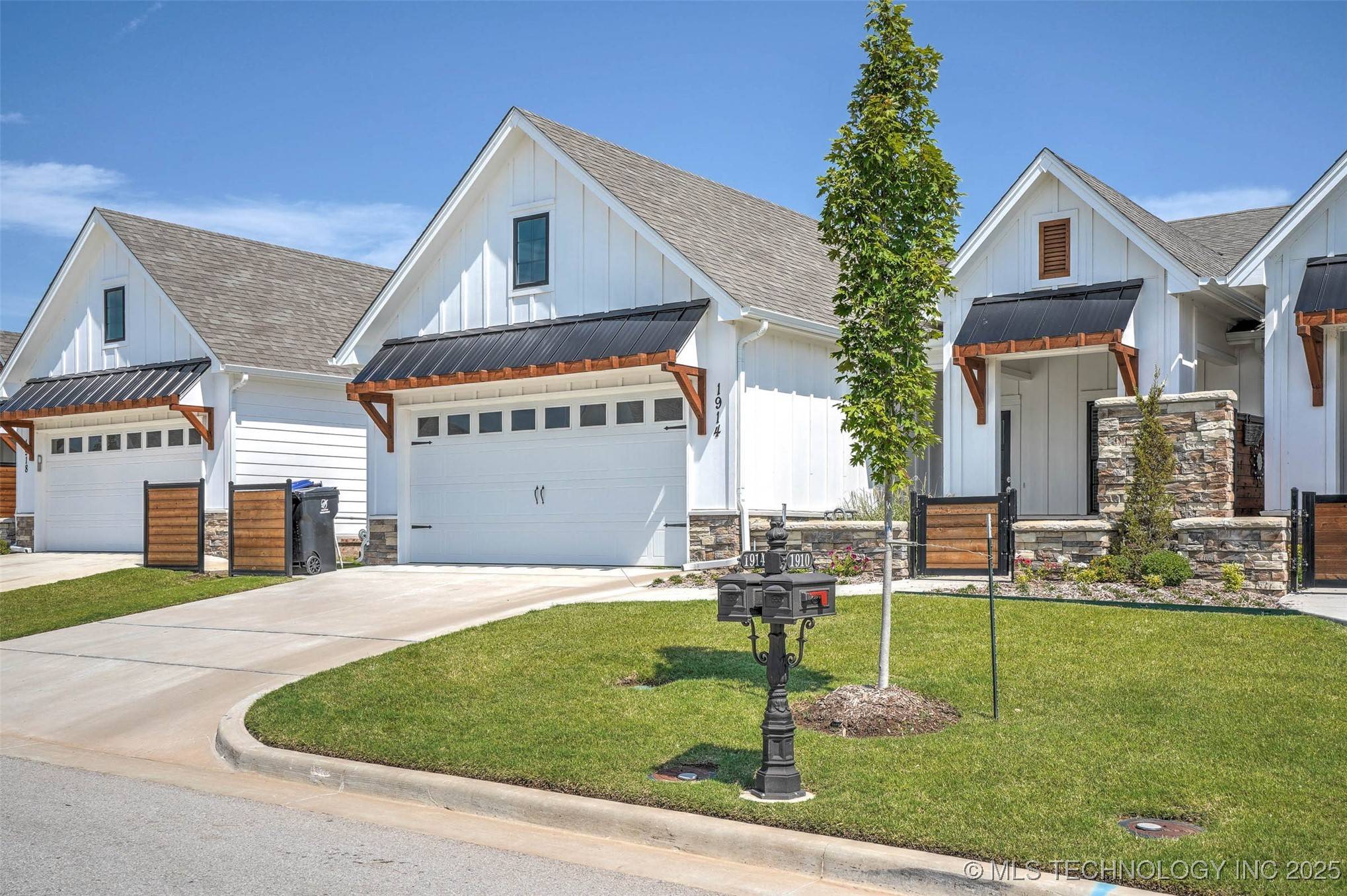 Broken Arrow, OK 74011,1914 W Imperial ST