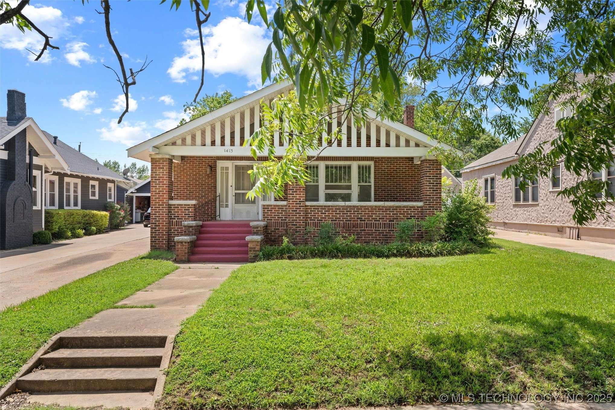 Bartlesville, OK 74003,1413 S Johnstone AVE