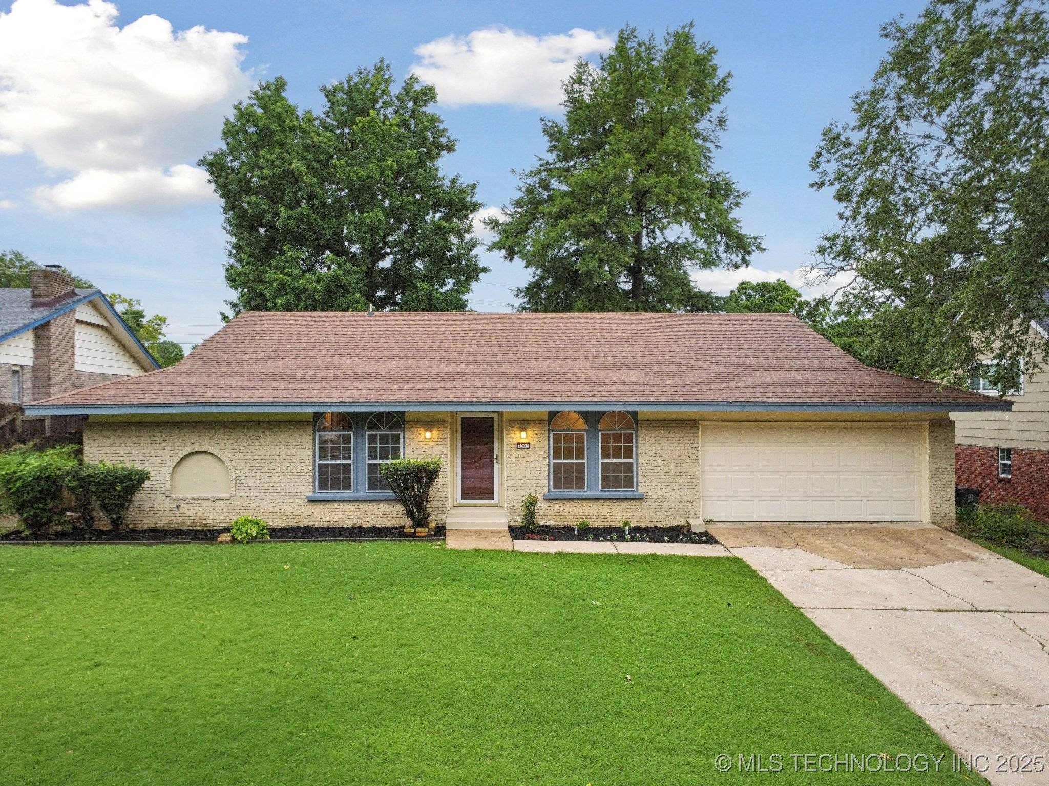 Tulsa, OK 74136,3002 E 80th PL