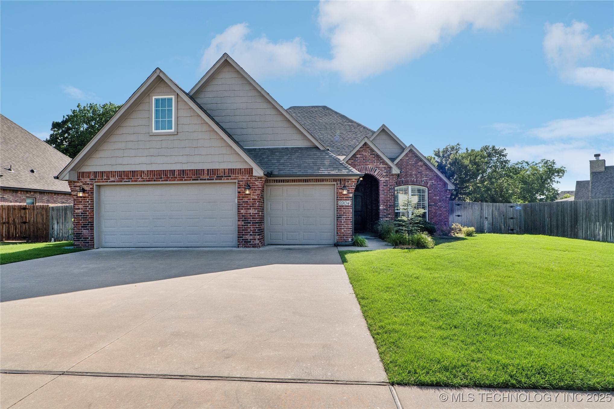 Broken Arrow, OK 74011,6904 S Chestnut AVE